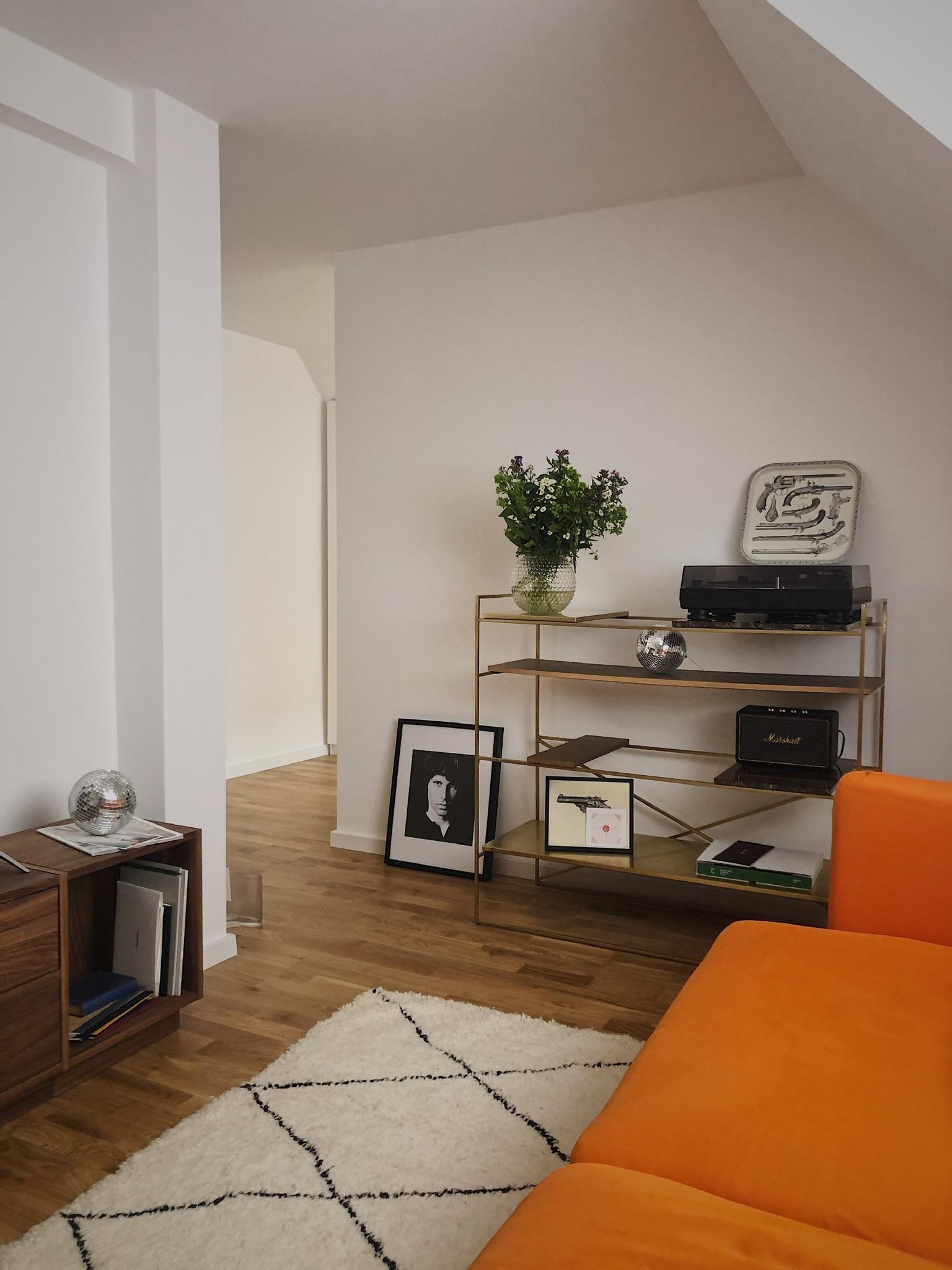 🧡🍊 
#home #space #apartment #munich #livingroom #interior #design #love #orangeisthenewblack #seventies #midcentury