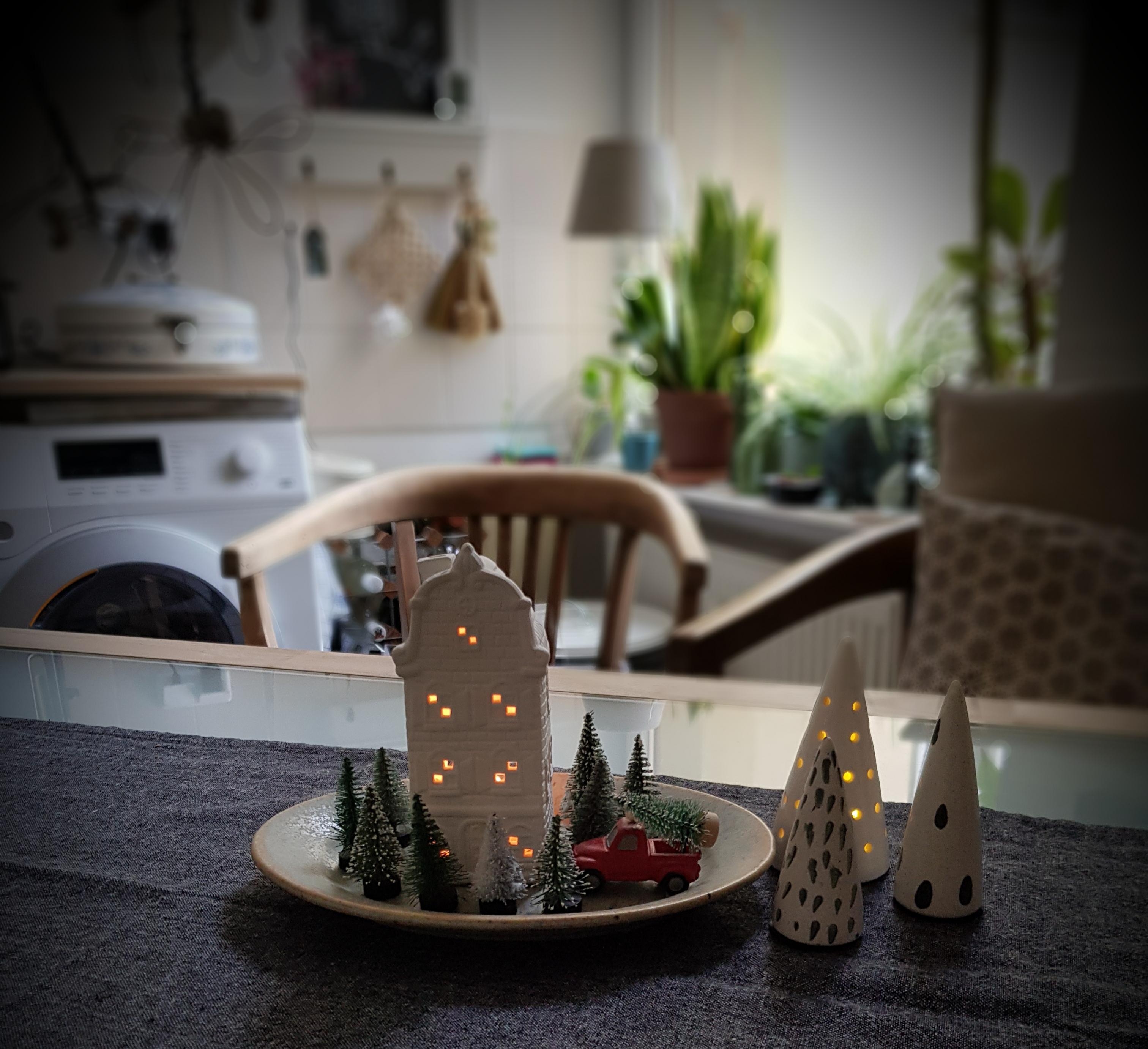 Abendstimmung in der #küche #advent #lichthäuser #altbau #altundneu 