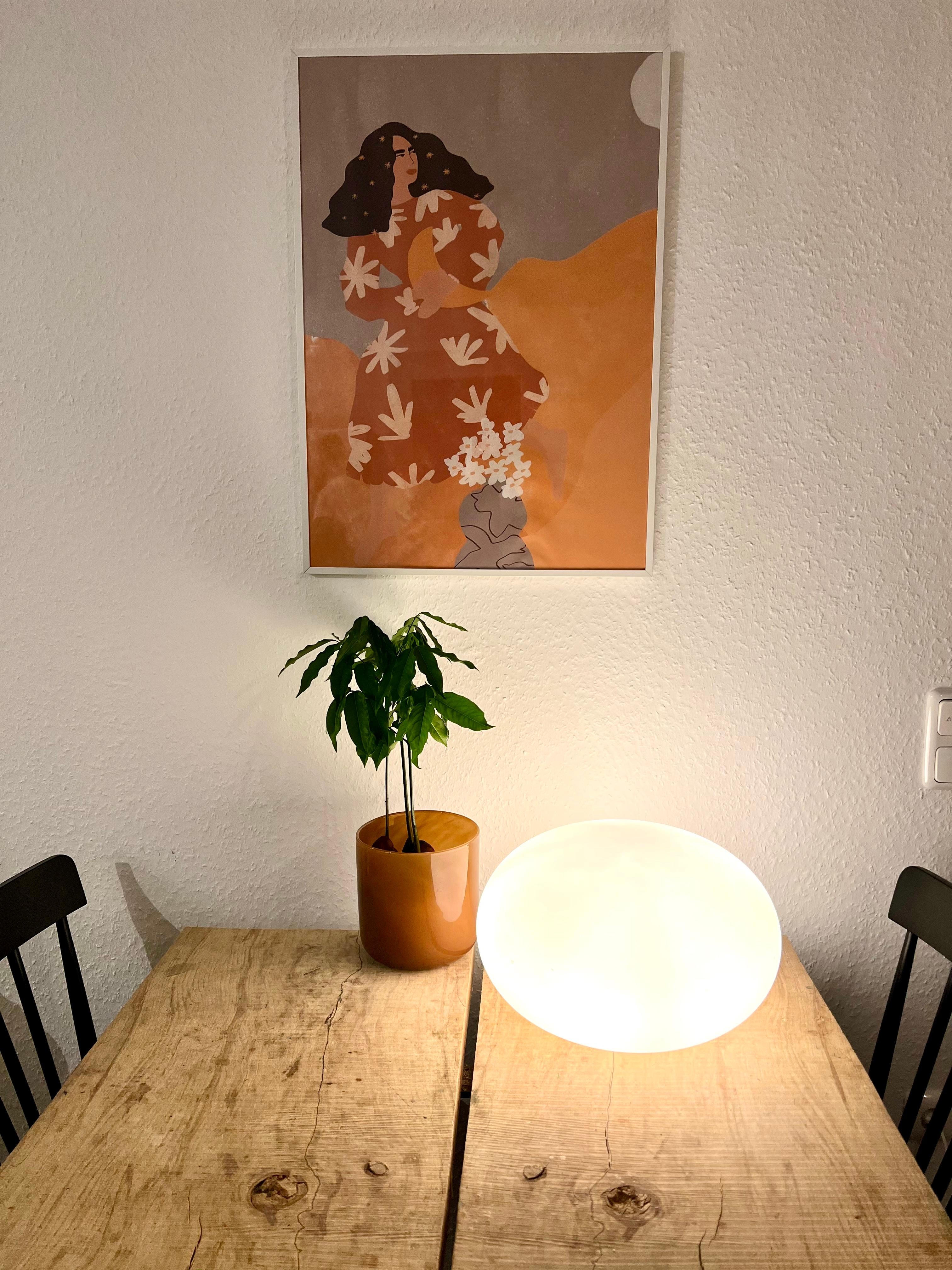 #art #print #esstisch #holztisch #licht #lampe #couchstyle #gemütlich 