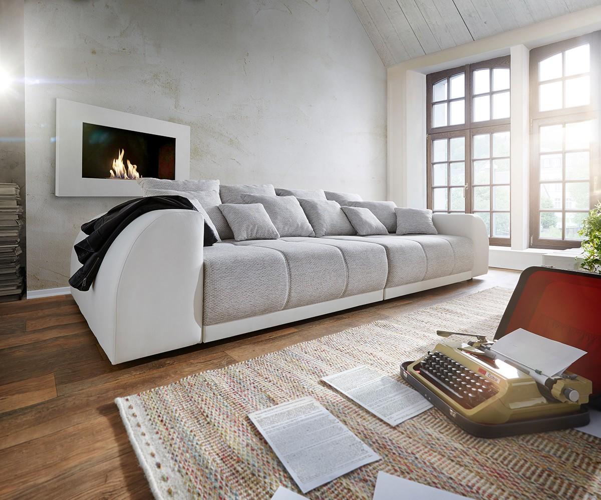 Big Sofa Violetta 310x135 Creme Hellgrau mit 12 Kissen #ecksofa #kissen #sofa #wohnlandschaft #bigsofa ©DELIFE GmbH