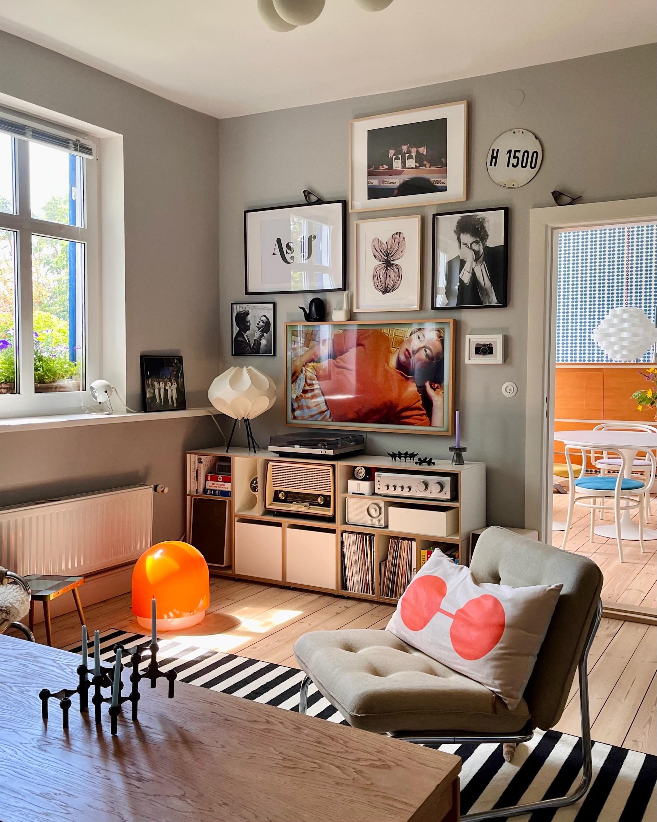 #bilderwand #wohnzimmer #orangeistmeinelieblingsfarbe