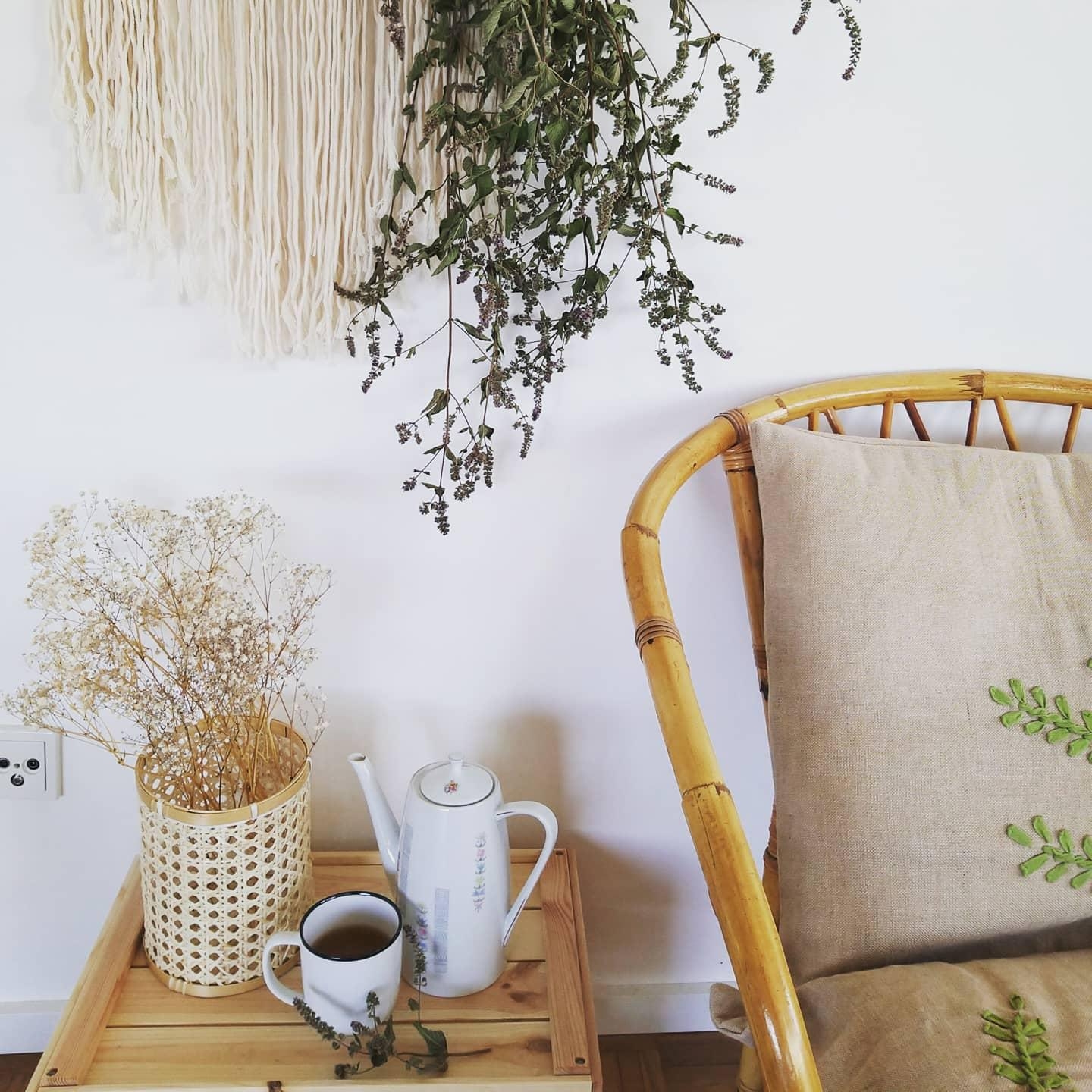 #cozyhome #cozy #Pfefferminze  #bohohome #vintage #vintagestyle 
gemütlich 🌿♡ 
#www.instagram.com/froilein_gotzlowski 