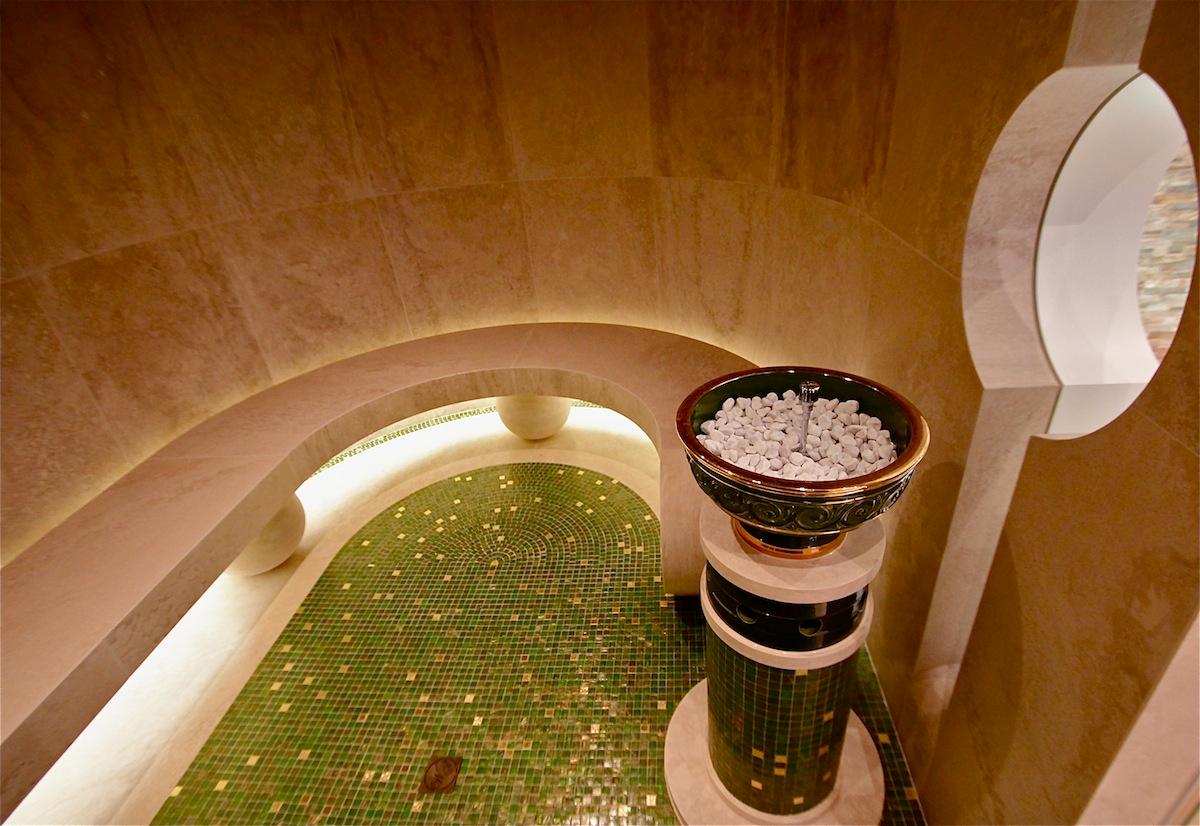 Dampfbad #fliesen #naturstein #sauna #wellness ©innenarchitektur-rathke.de