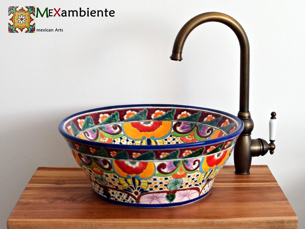 Farbiges Waschbecken mit Muster FRIDA aus Mexiko #badezimmer ©Mexambiente