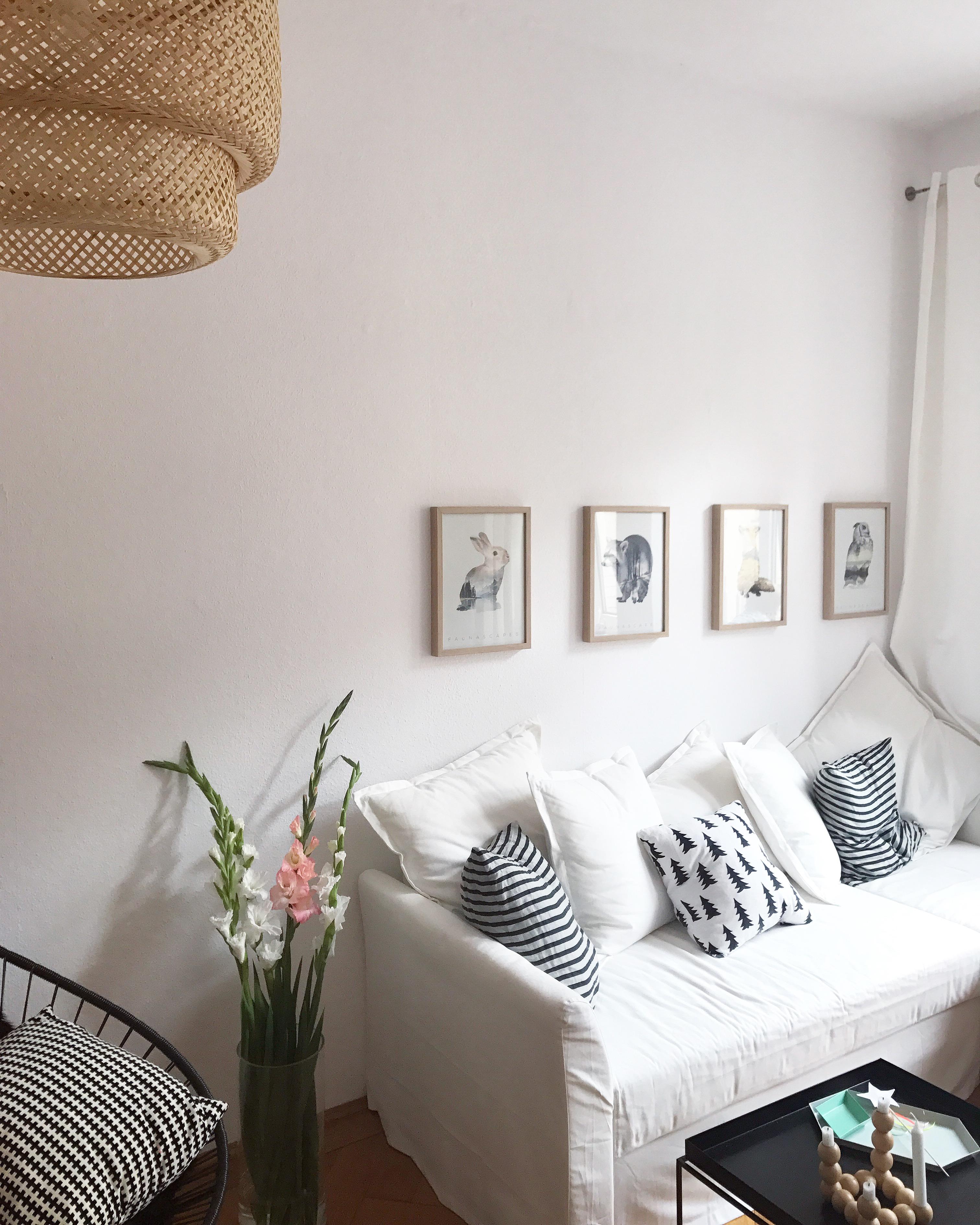 FlowerPower

#wohnzimmer #livingroom #blumen #blumendeko #wanddeko #bilder #sofa #couchstyle 
