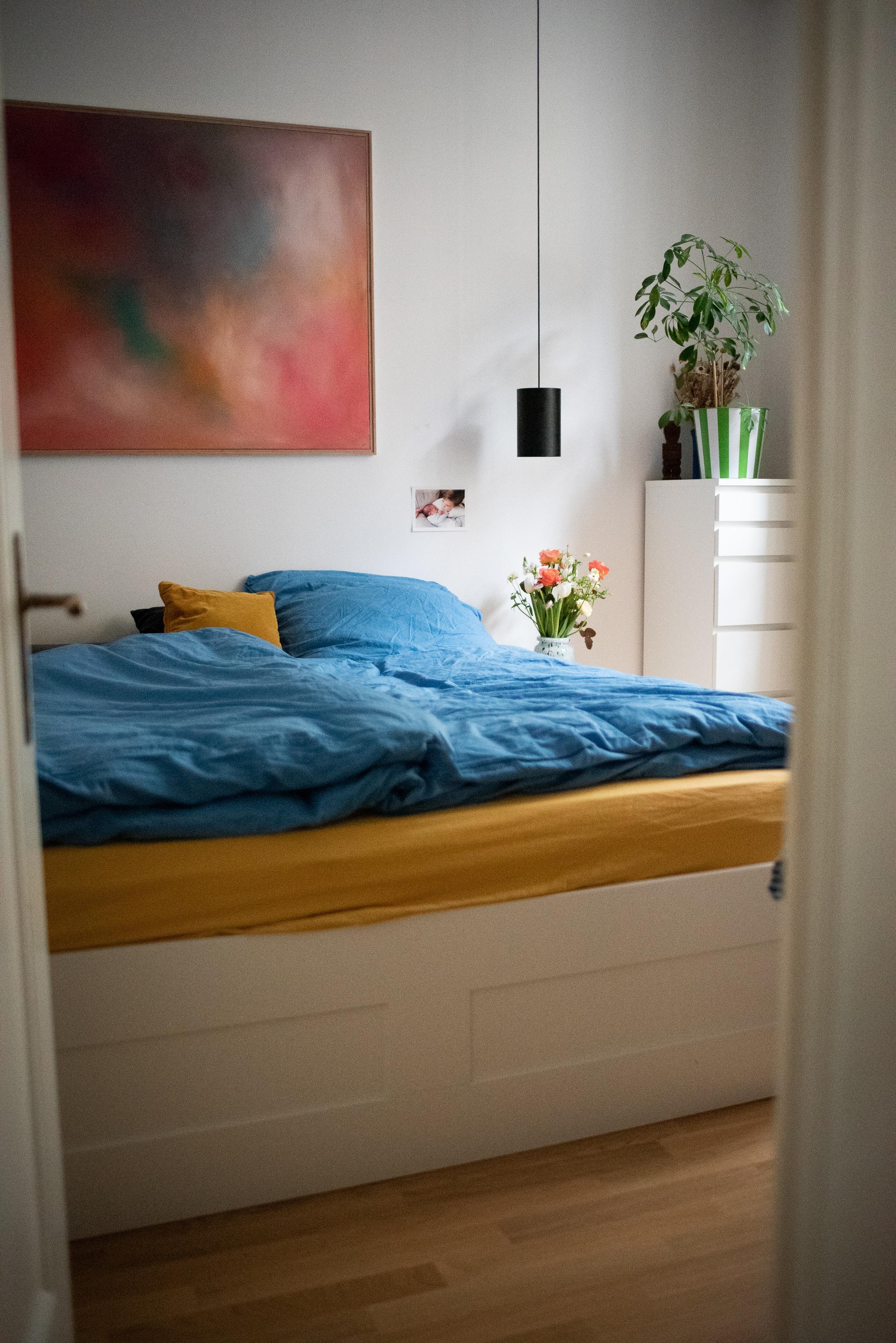 Frisches Bett - Beste 💙💛 #bedroom #bedding #bettwäsche #schlafzimmer