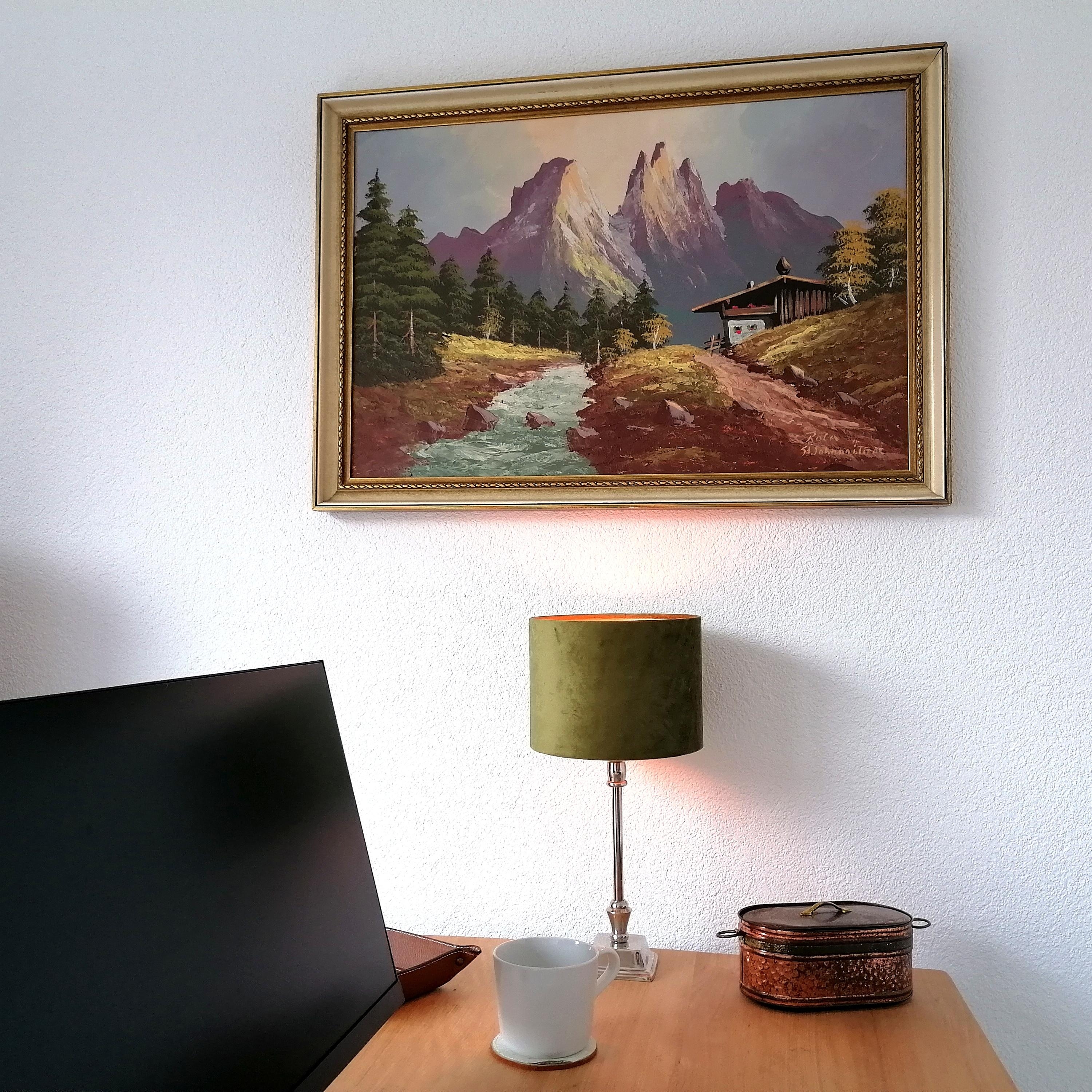 Gemälde St. Johann in Tirol passt perfekt zur unserer Büroeinrichtung 🖼️ #art #homeoffice 