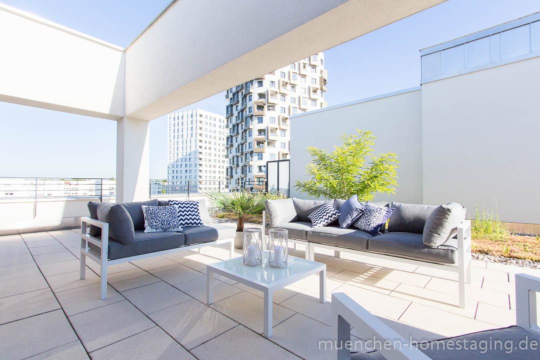 Home Staging in Dachterrassenwohnung #terrassenmöbel #loungemöbel #einrichtungsberatung ©Münchner Home Staging Agentur