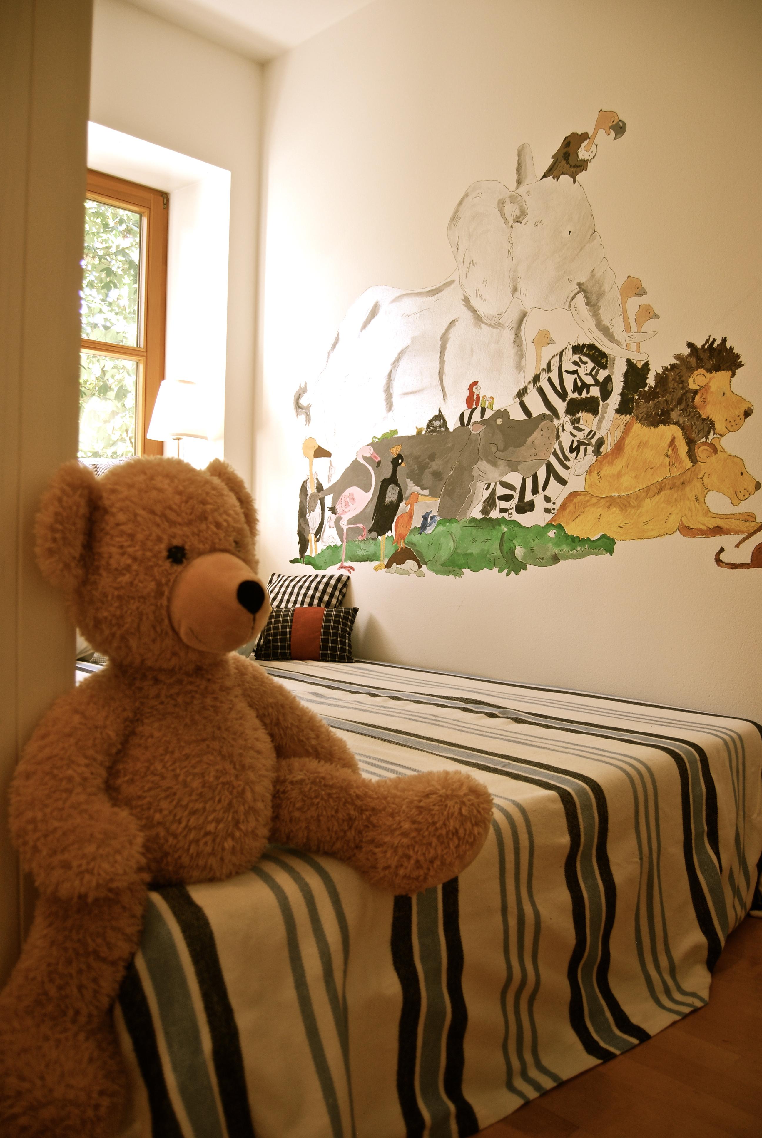 Kinderzimmer mit Wandbild "Safari" #wandbemalung #handarbeit ©Andrea Stolberg - Raum für Wunder