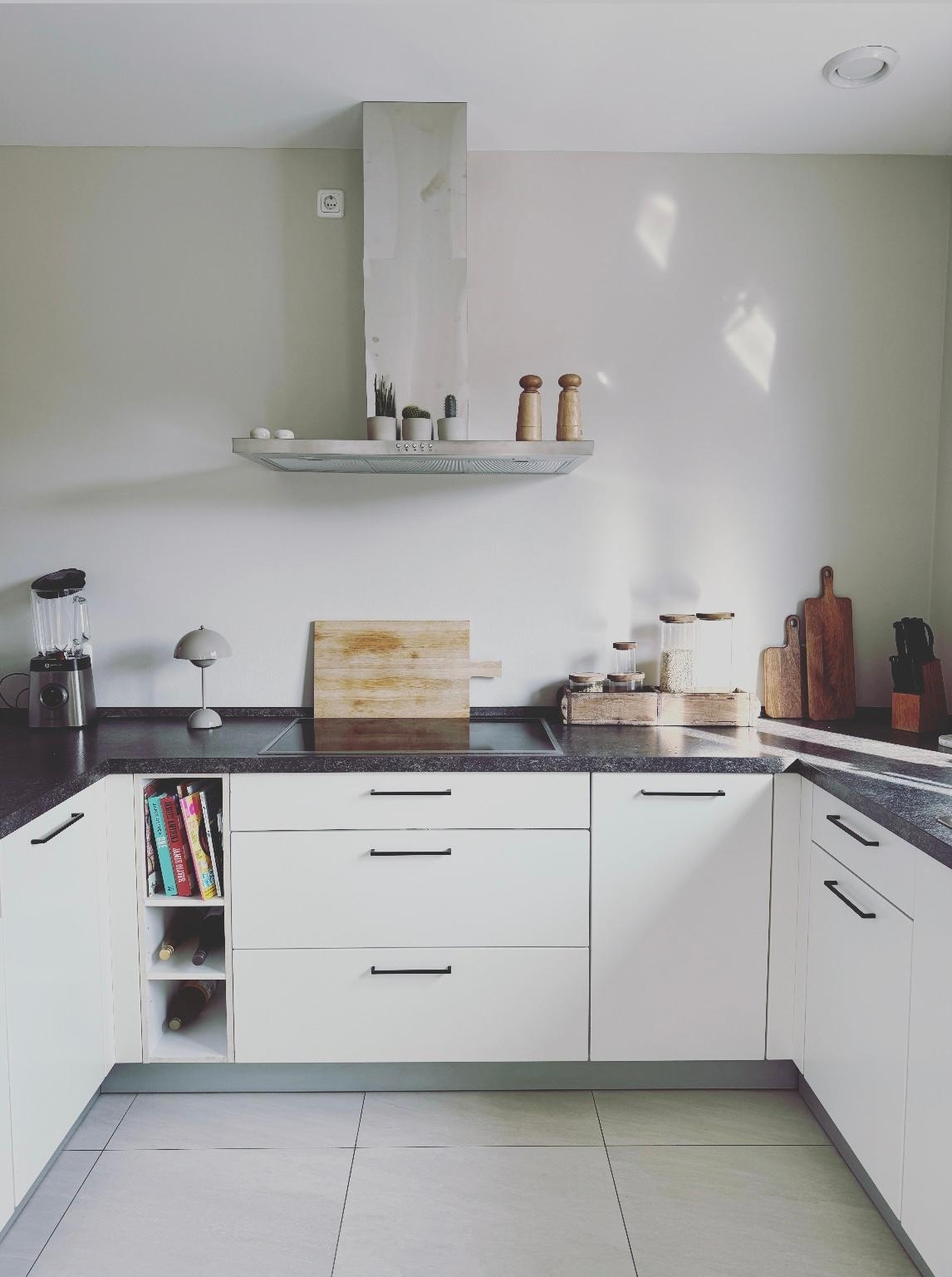 #küche im #mietshaus
#minimalistisch #holzaccessoires