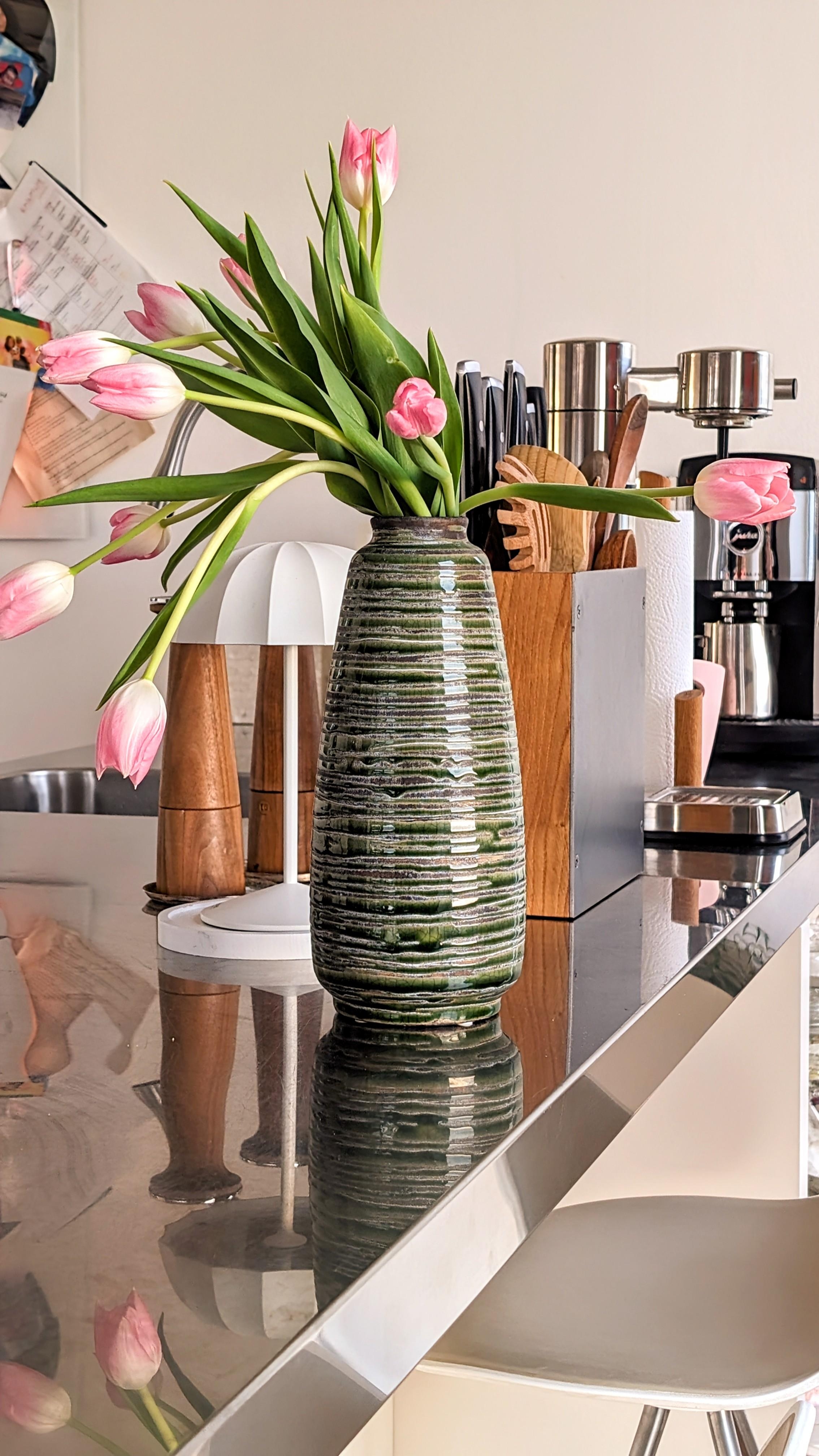 #küche #tulpen #dekoration #interiordesign #interiordesigner