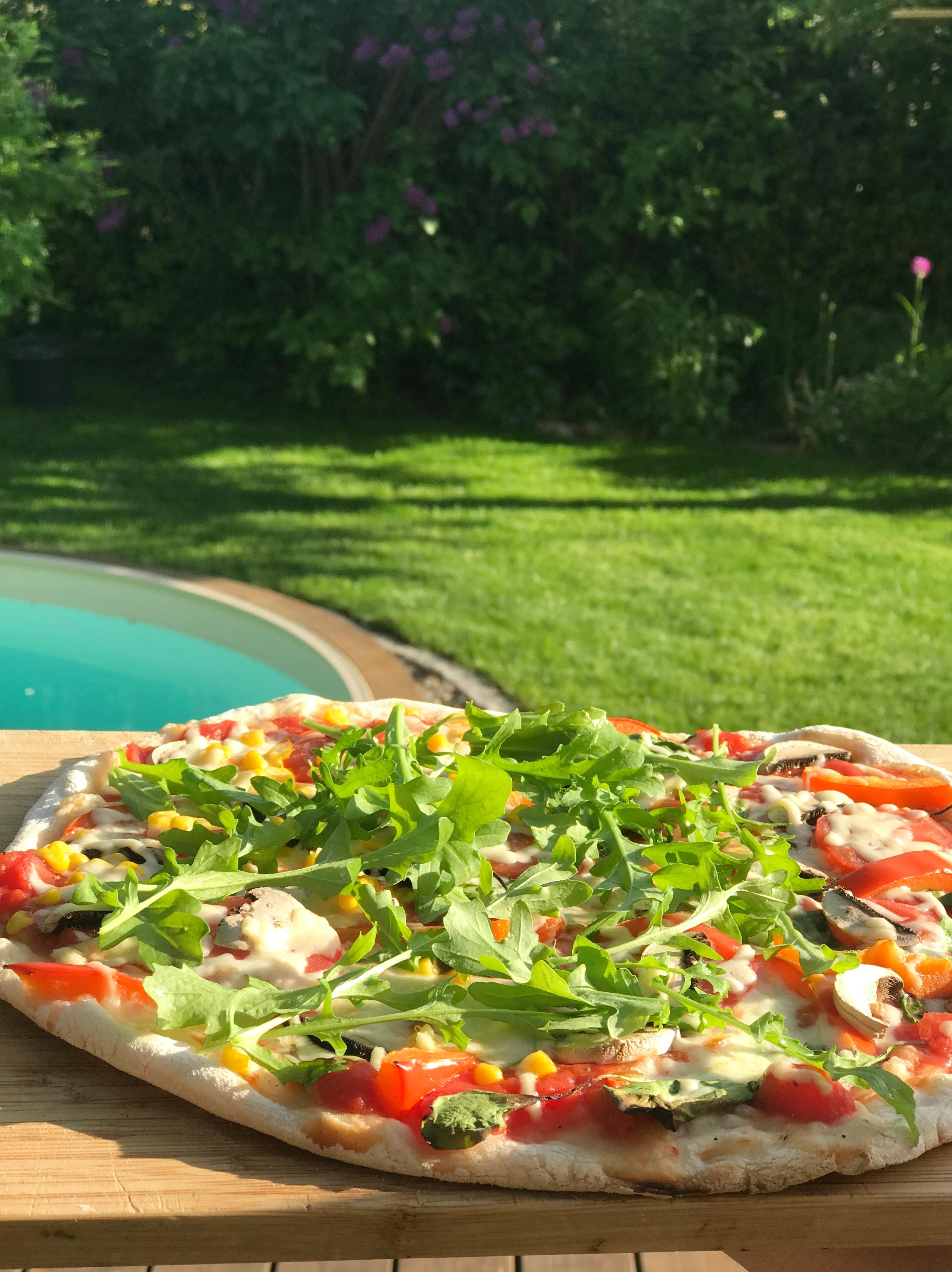 Lieblinggspizza!

#garten #gartenpool #pizza #homemade #outdoorliving #sommerküche #yummi 