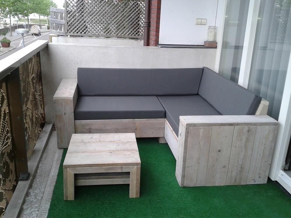 Lounge Eckbank aus Bauholz #Balkonmöbel #Sommer #Loungemöbel 