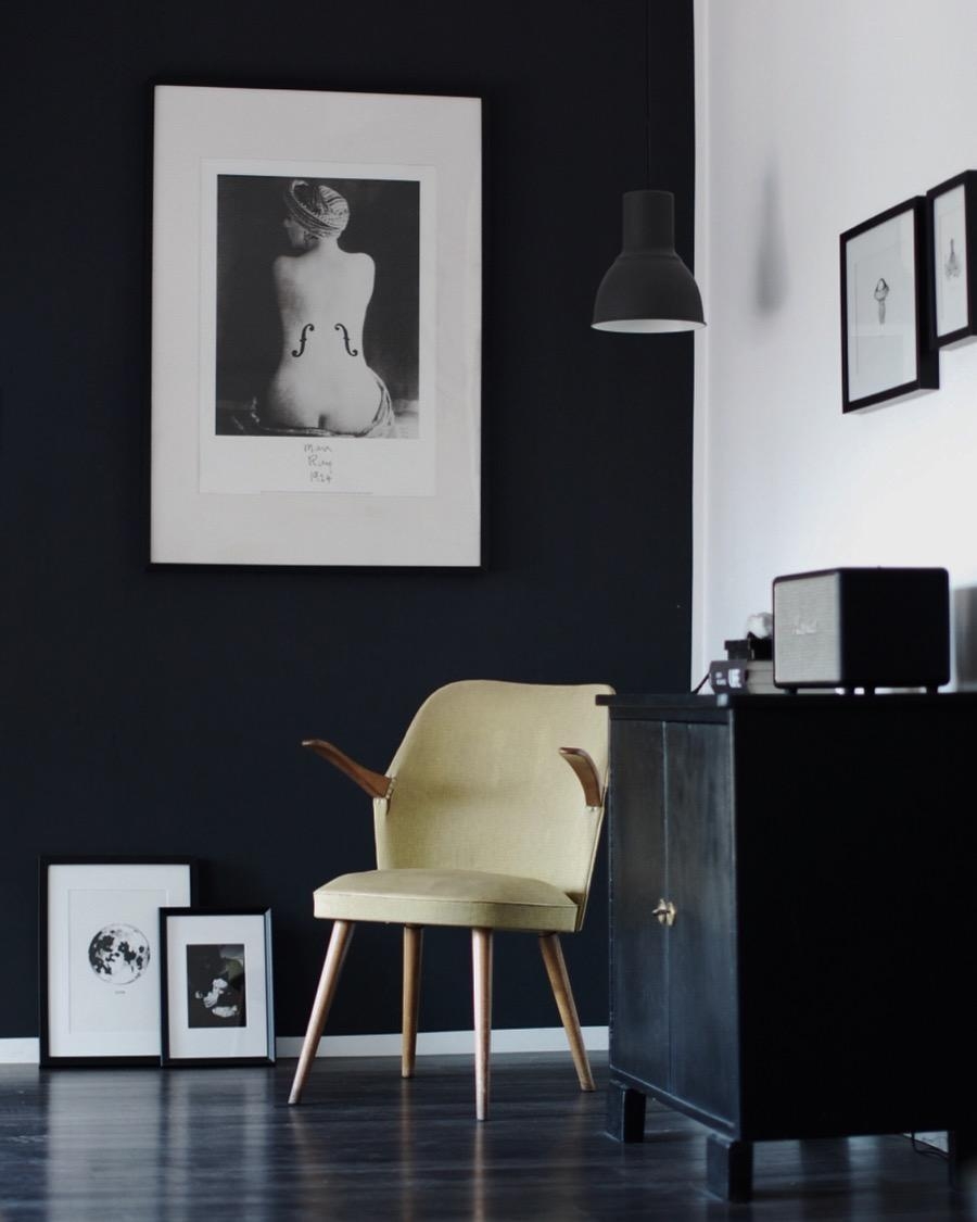 Mein liebster #vintage Stuhl #livingroom#blackwall#vintagefurniture#frames#interior