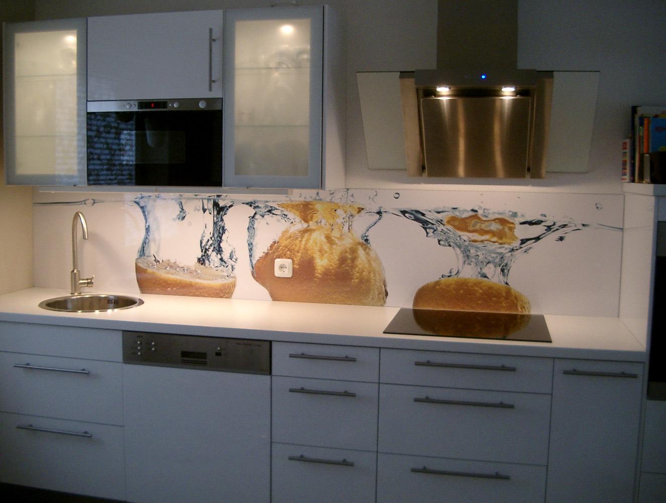 Moderner Küchen-Spritzschutz #küchenrückwand ©Schön & Wieder