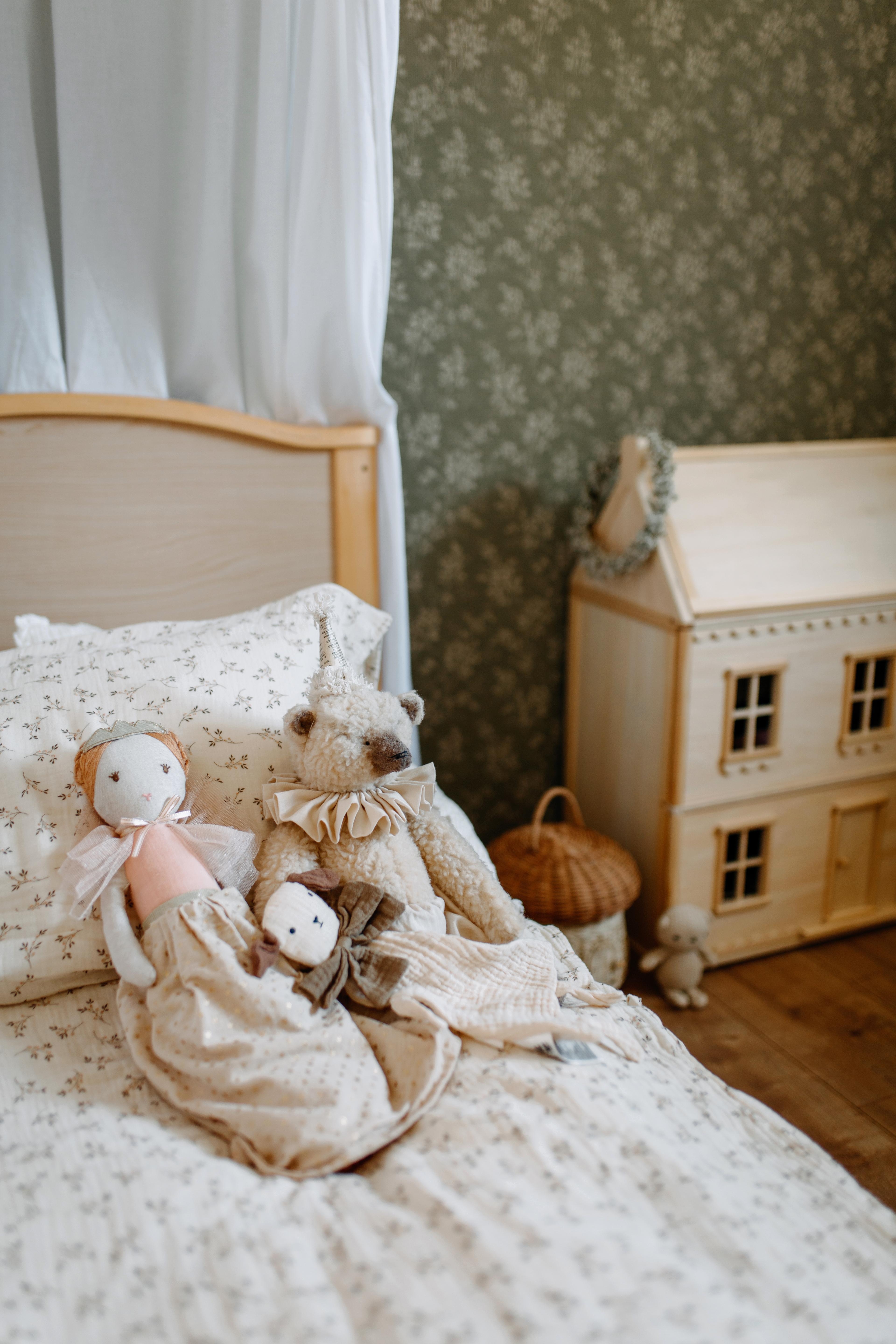 Neue Mustertapete im Kinderreich <3 #couchliebt #mustertapete #kinderzimmer #holzspielzeug #nostalgie