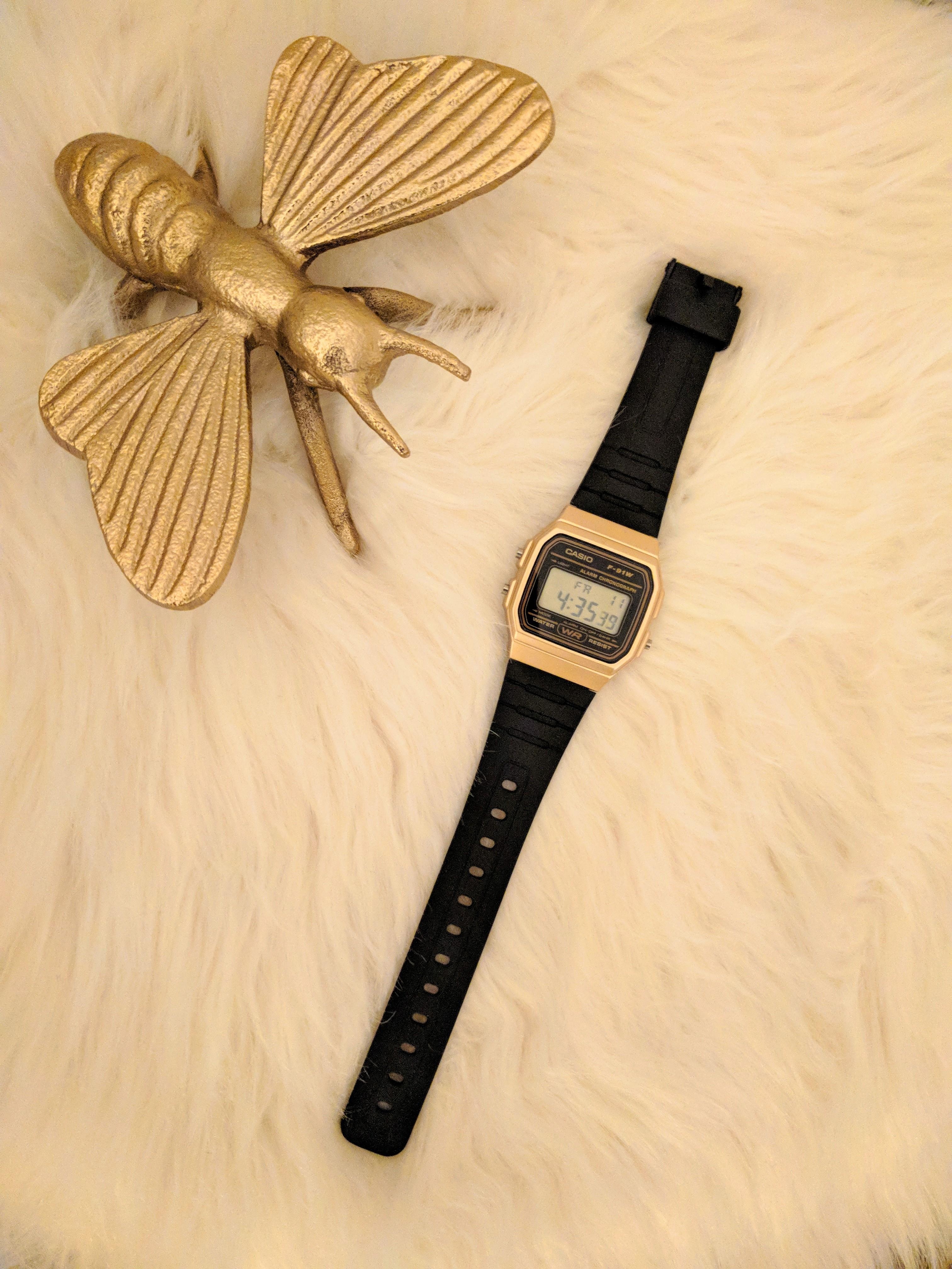 Neue Uhr 🖤 #casio#retro#fashionliebling#accessoire#watch#fashion#gold#schwarz#armbanduhr