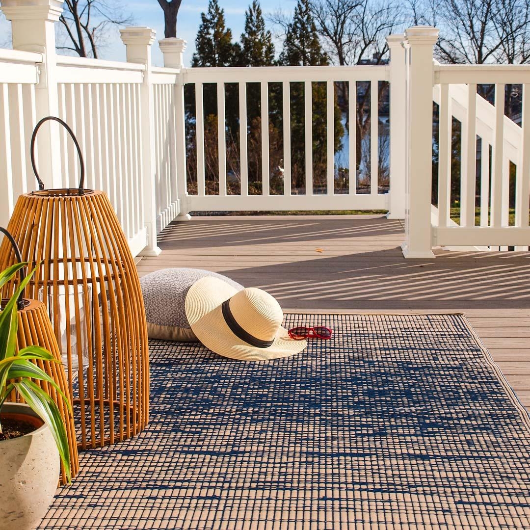 Outdoor-Teppiche verschönern einfach jede Terrasse
#gartendeko	#teppich
