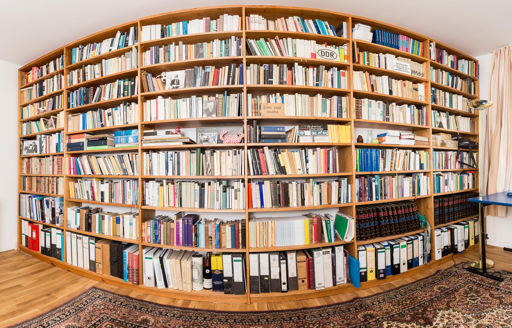 Regal aus massiver Eiche #bibliothek #regal ©Pickawood GmbH