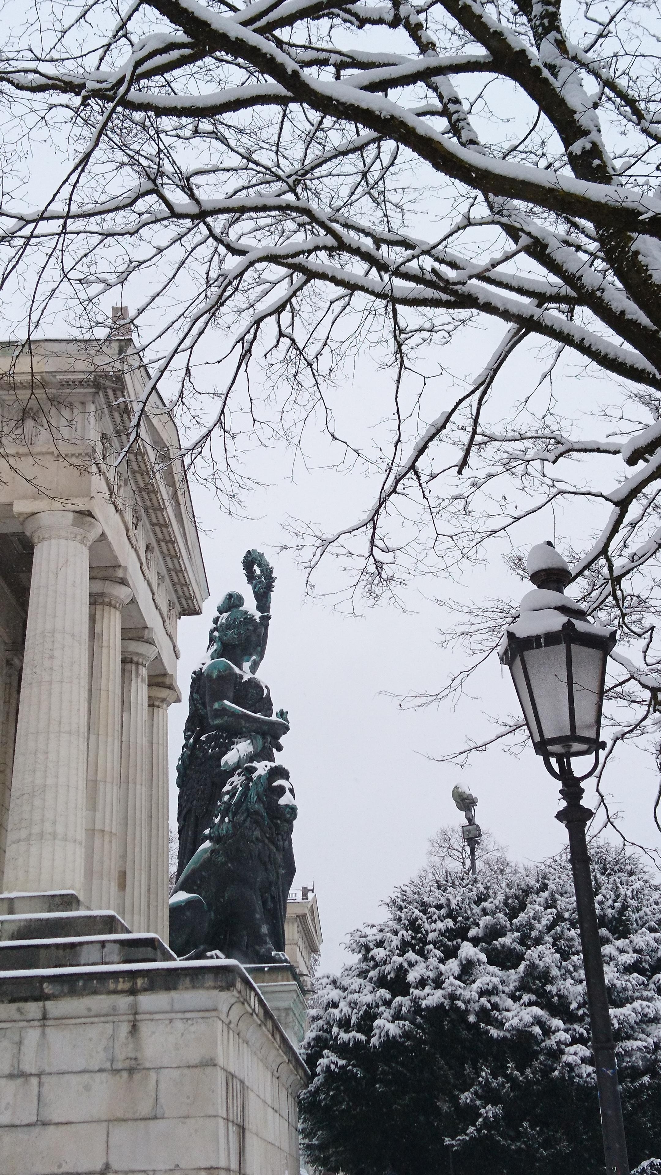 Schnee im Herzen der Stadt ♥️

#München 