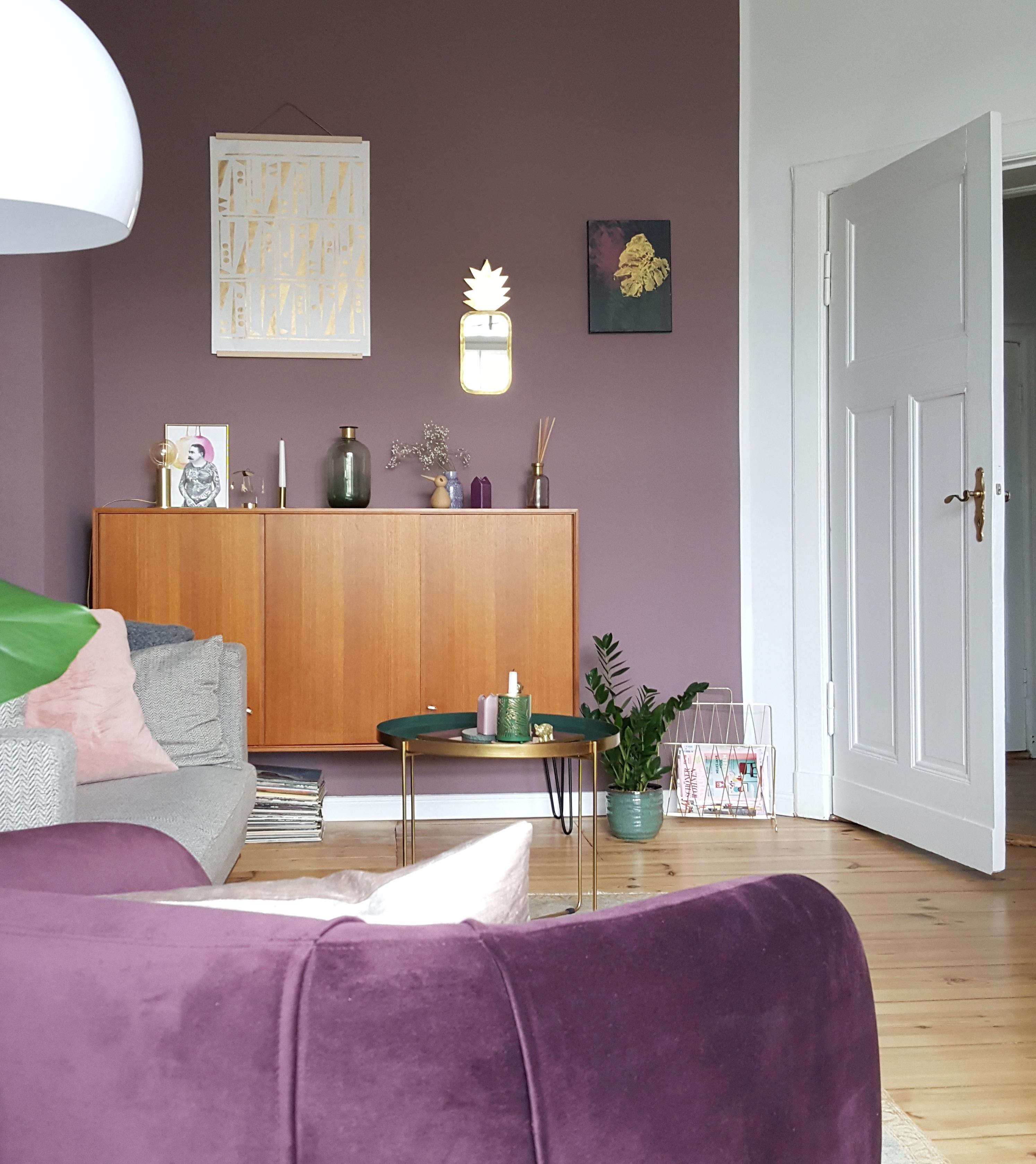 #skandinavisch #wohnzimmer #lila #violett #sideboard #vintage 