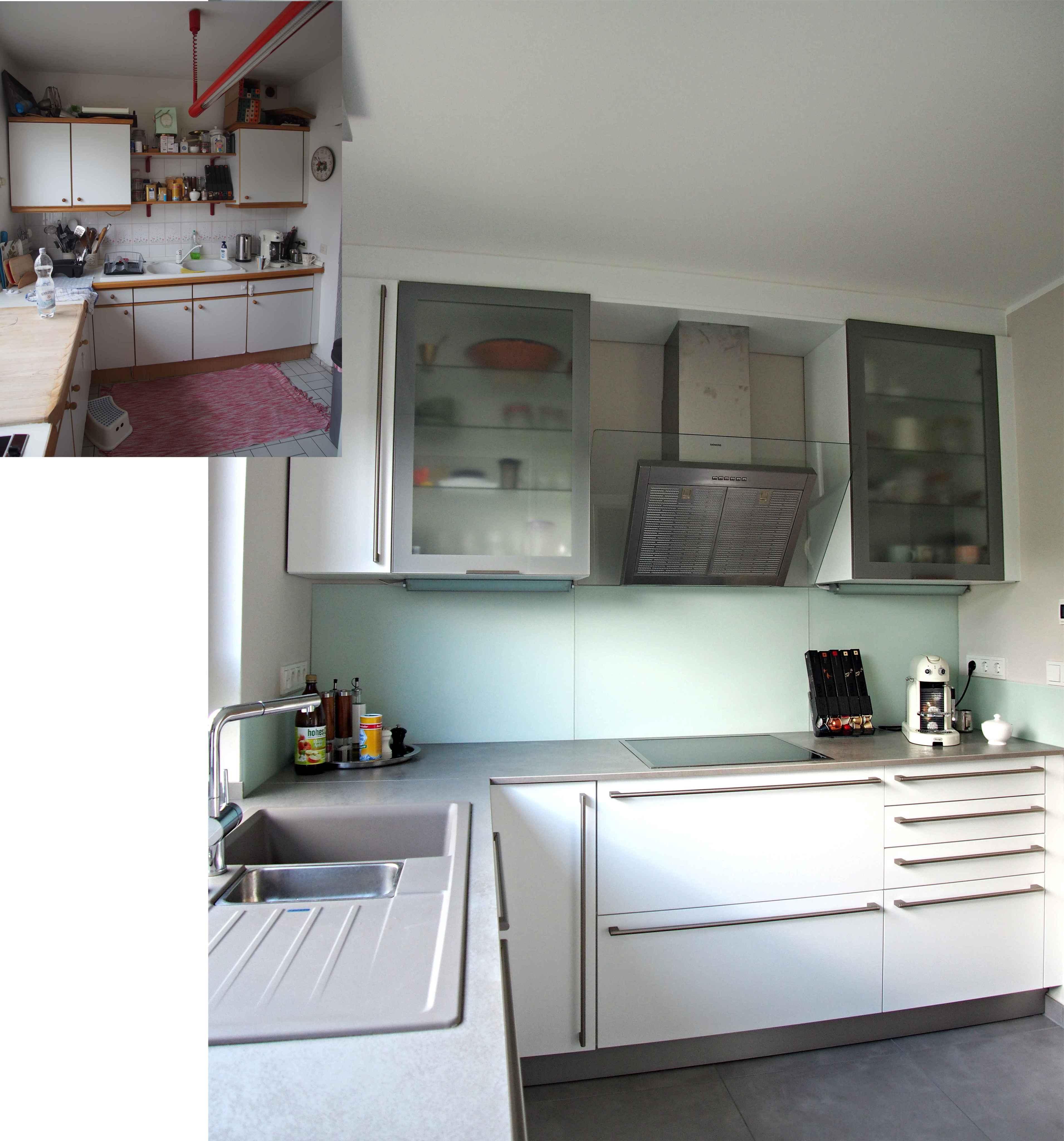 Umbau Wohnhaus aus den 70er Jahren #küche #dunstabzugshaube #weißeküche #weißerküchenschrank ©Yvette Sillo
