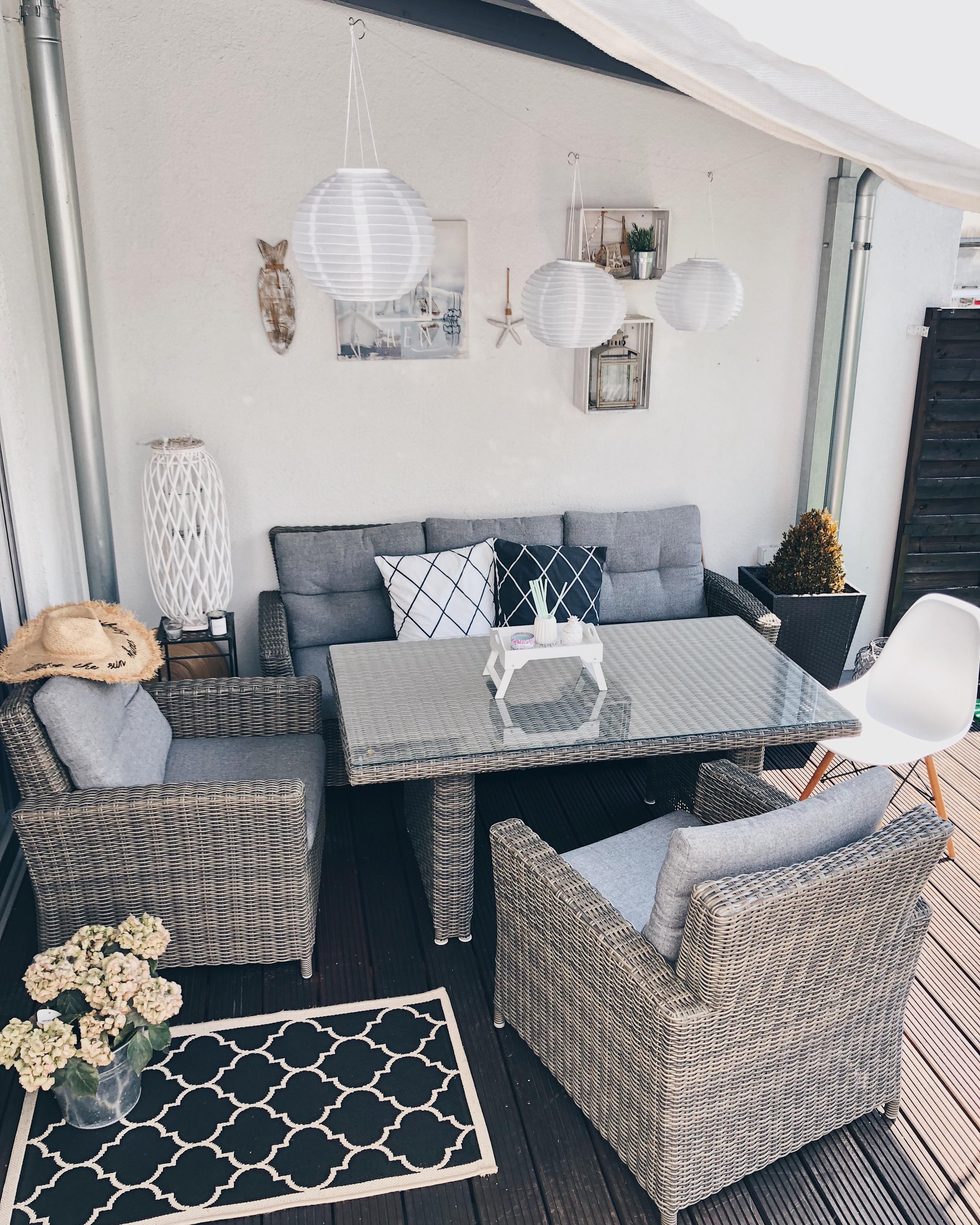 Unsere Dining-Lounge auf der Terrasse 💚 #outdoor #terrasse #terrassenmöbel