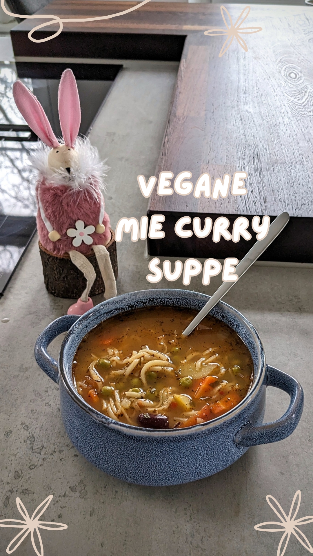 🥕🐰🌸Vegane Mie Curry Suppe

*unter Rezepte zu finden 


#rezepte #rezept #lecker #ostern #osterhase #suppe #vegan🥕
#rezeptidee