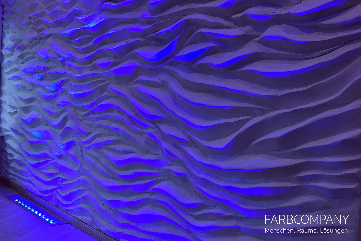 Wandgestaltung/ Design einer exklusiven Reliefwand mit LED Beleuchtung #wandgestaltung #wandrelief #raumgestaltung ©Mike Schleupner