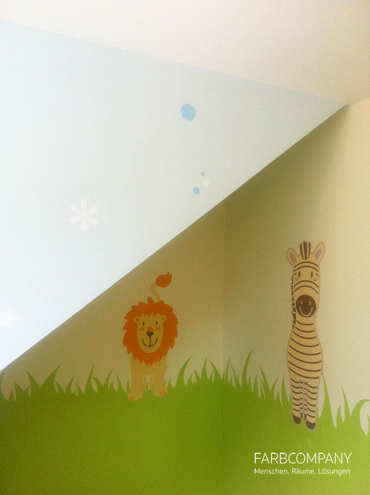 Wandgestaltung eines Kinderzimmers mit individuellen Motiven #wandgestaltung #raumgestaltung ©Farbcompany / Mike Schleupner