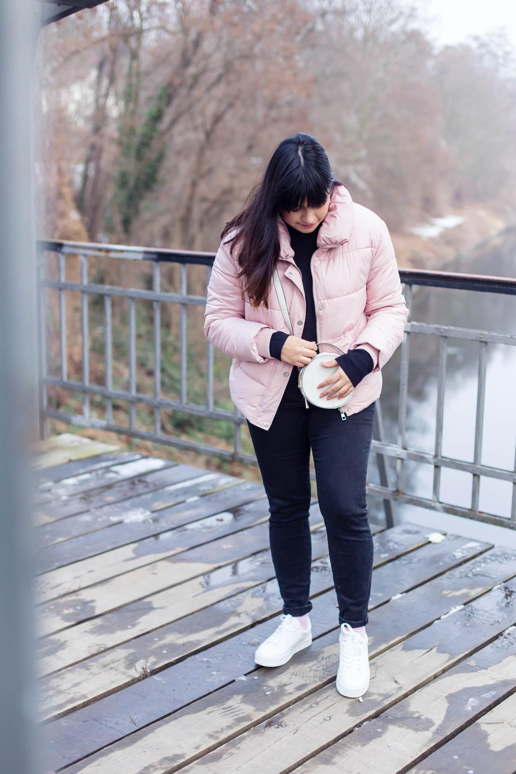 Wie gefällt euch der Look? #winteroutfit #ootd #fashion #outfit #rosa #pink #winter #style