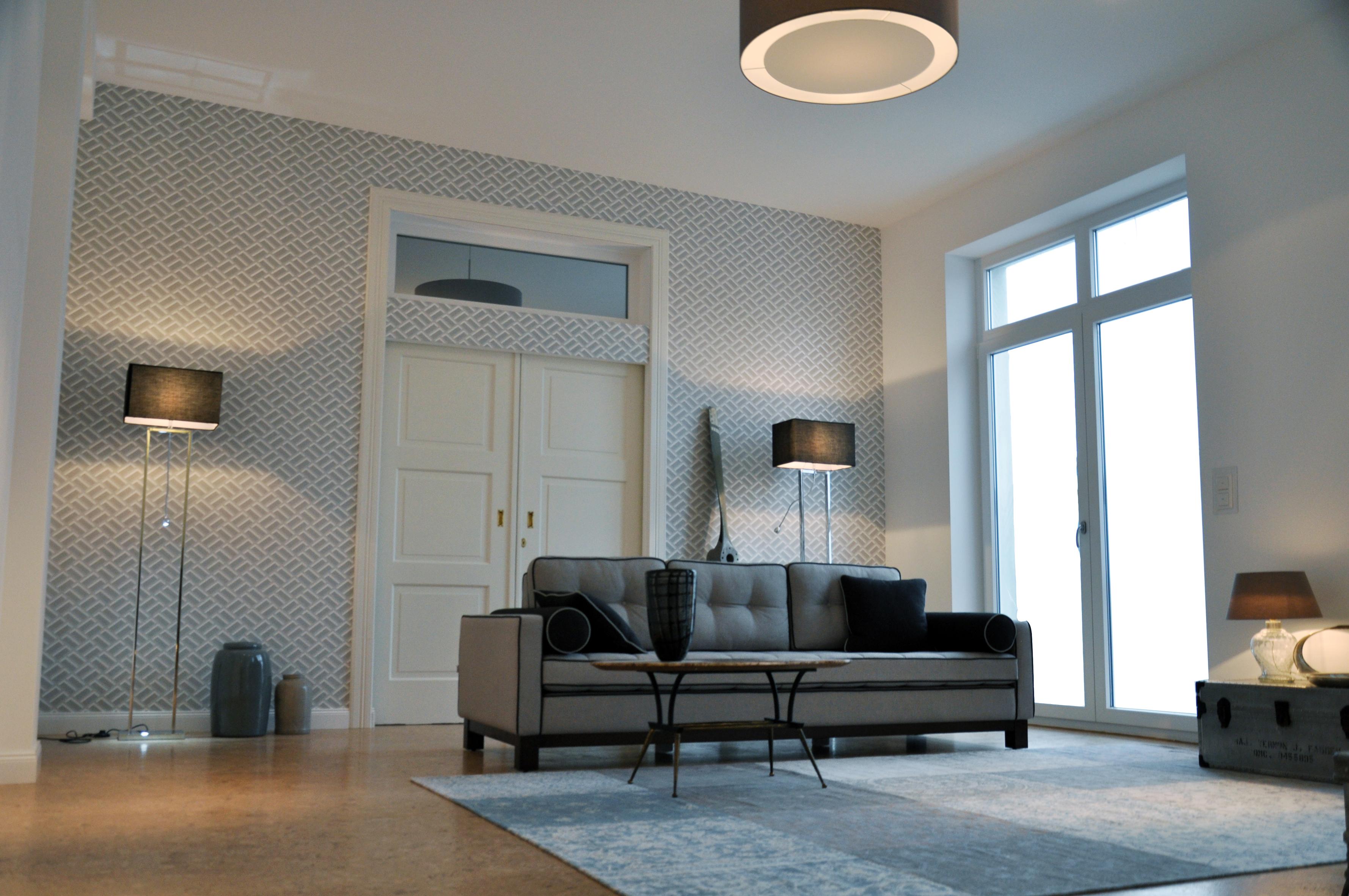 Wohnzimmer im Industrial Glamour 130m2 Loft im Stil der 20er Jahre zu mieten #wohnzimmer #20erjahre ©Tatjana Adelt