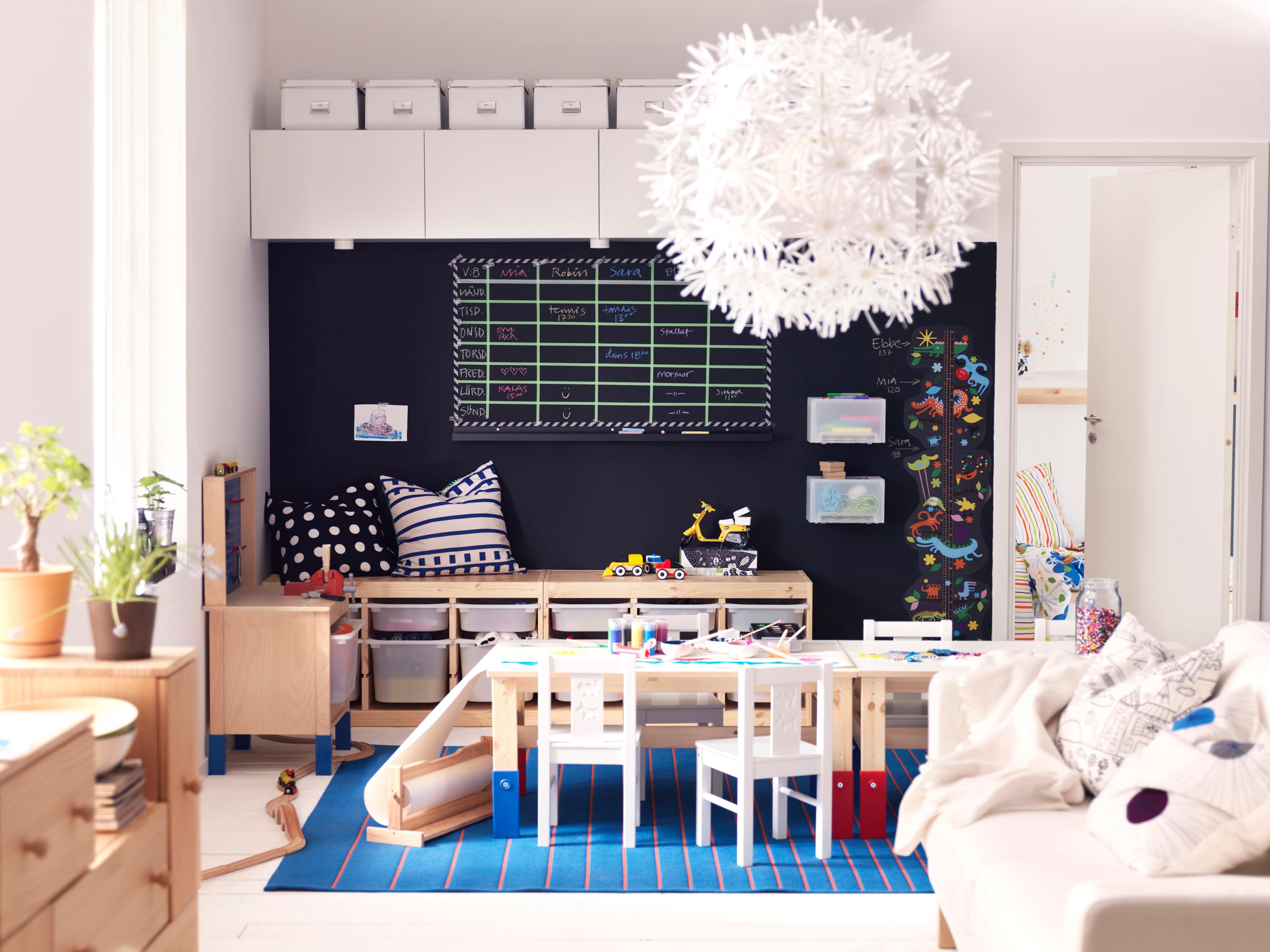 Wohnzimmer mit integriertem Kinderzimmer #kissen #ikea ©Inter IKEA Systems B.V.