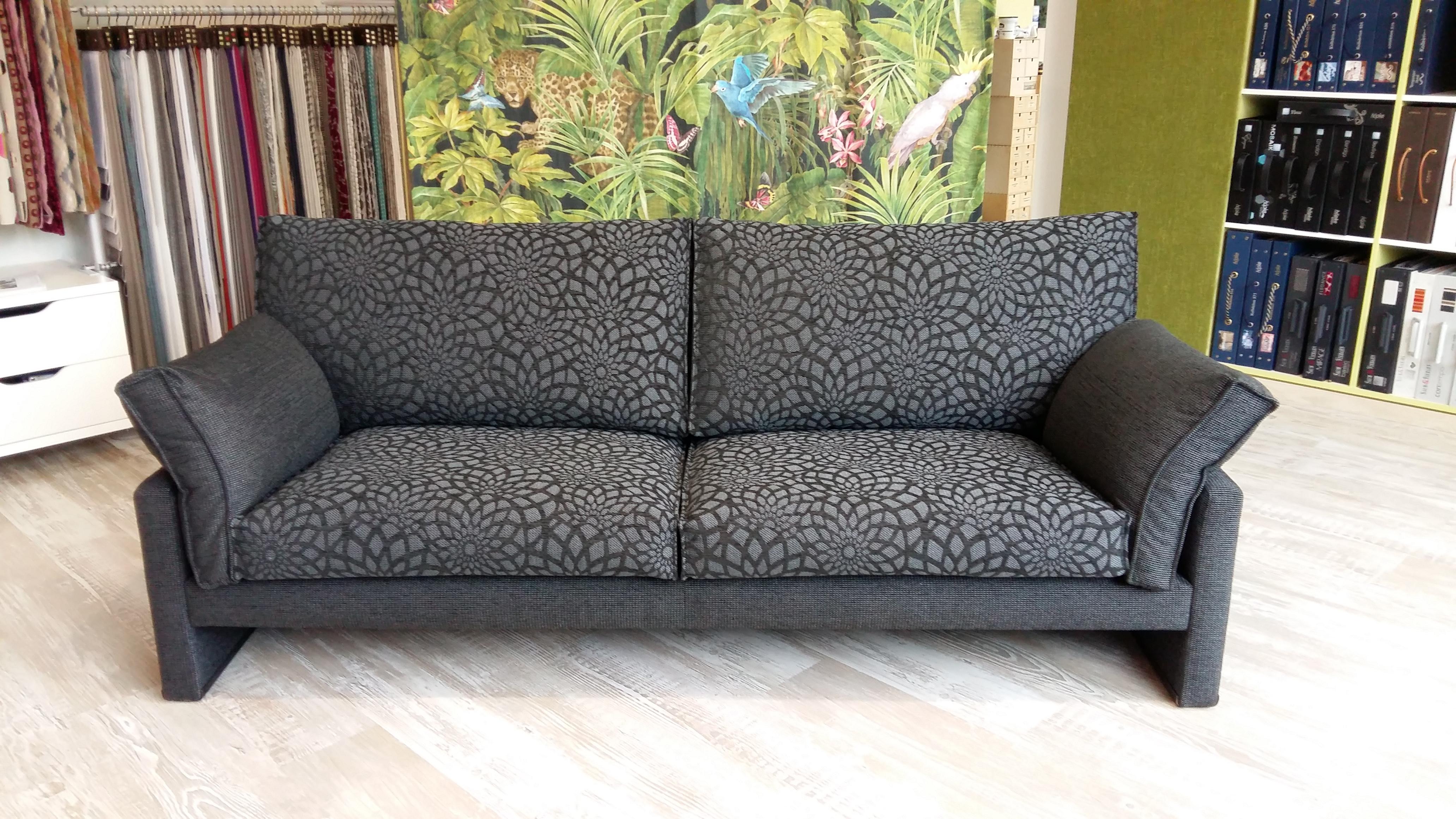 Wunderschönes 2-Sitzer-Sofa #sofa ©Rainer Krämer