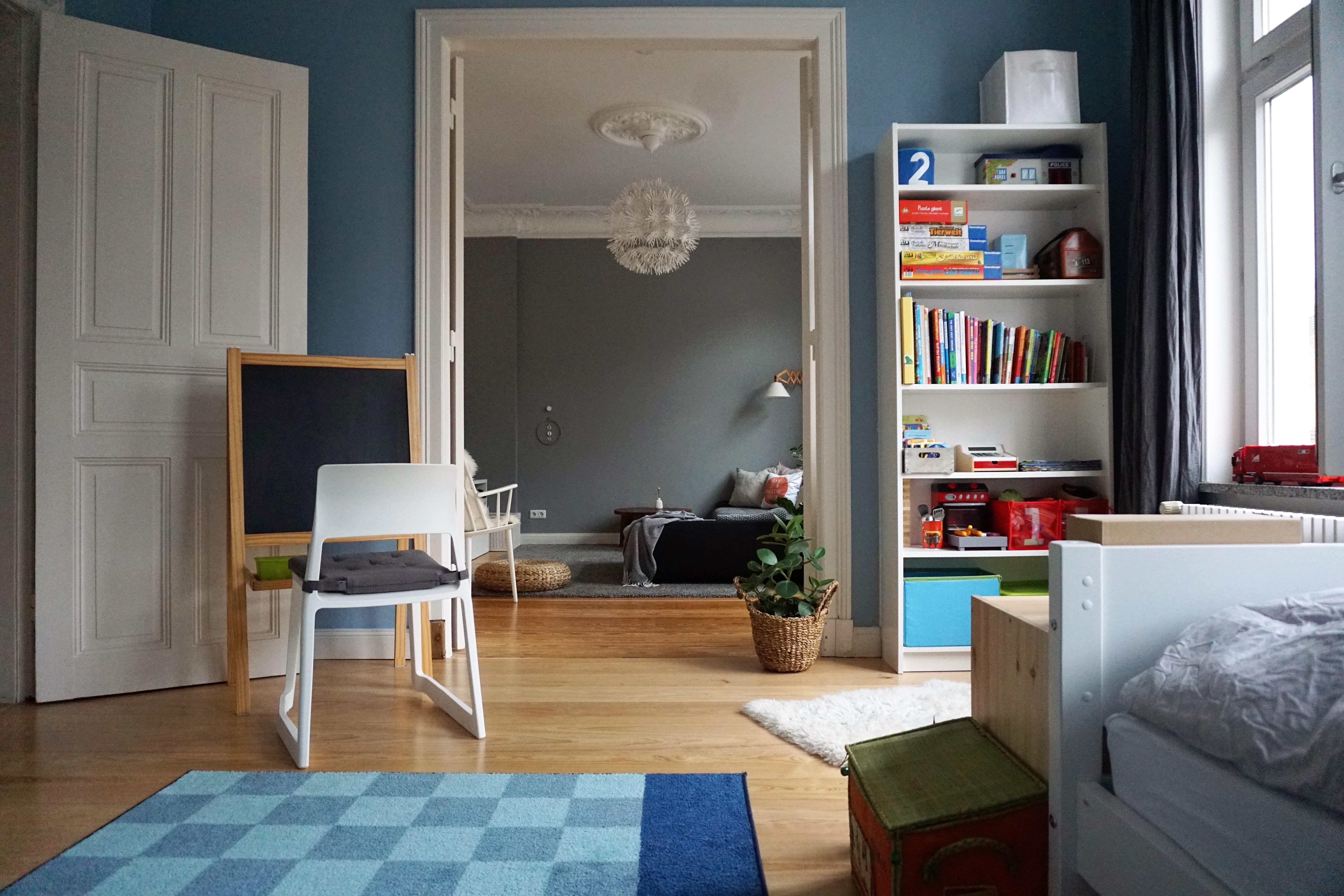 📚 #Bücherregal #Wohnzimmer #Kinderzimmer #Durchblick #blaueWand 