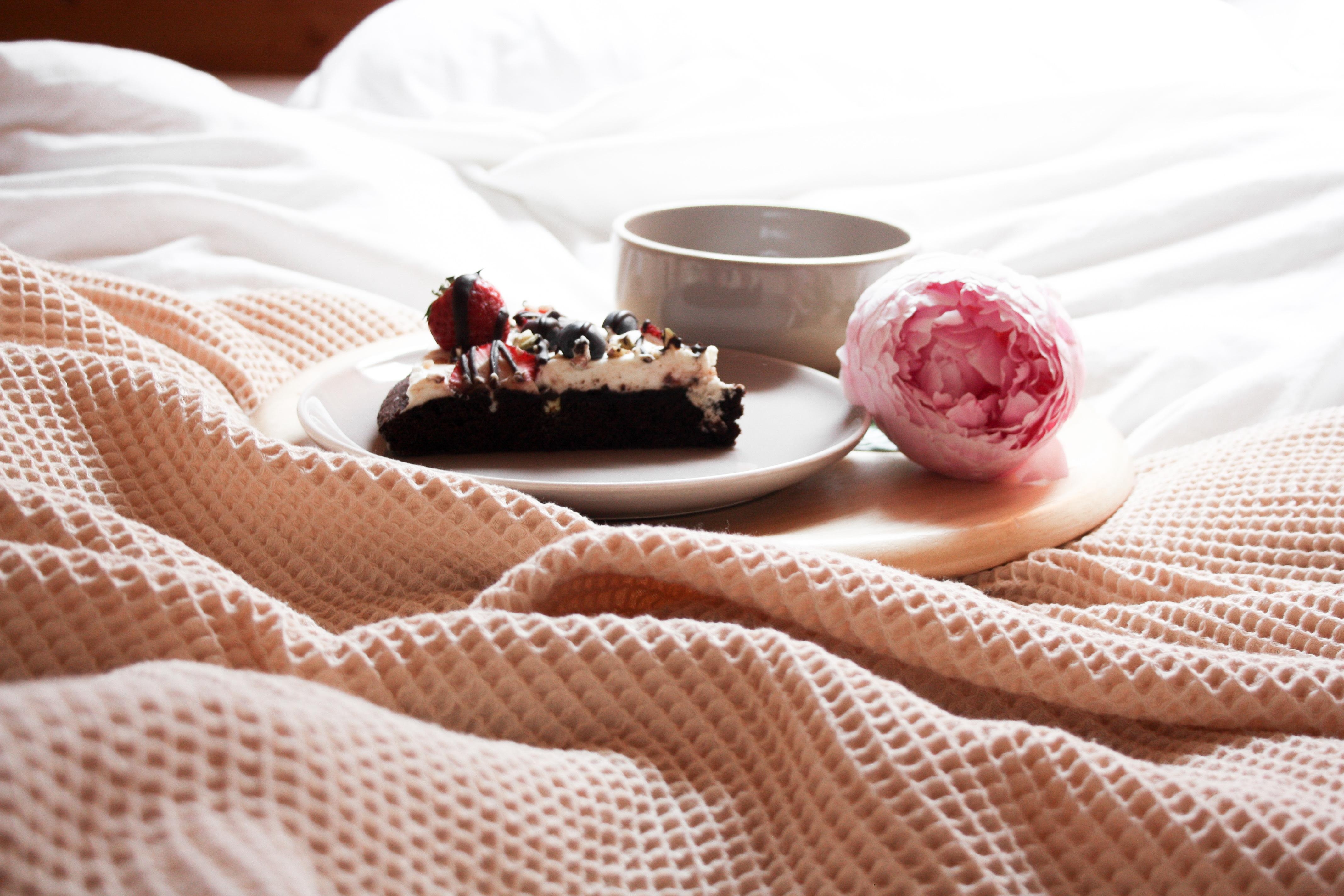 ♡ Guten Morgen ♡

#schlafzimmer #lieblingsplatz #coffee #frühstück #cake #backen 