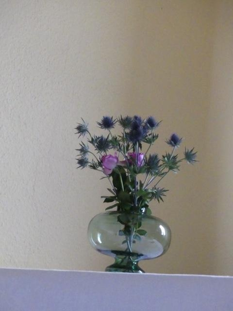 # Omas Leinentischdecke#Alfredo Vase# kleinstes Esszimmer der Welt