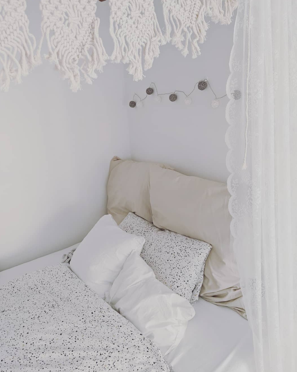 ... wo ich gerne am Wochenende bleibe #bedroom #bett #schlafkoje #scandi #minimalism