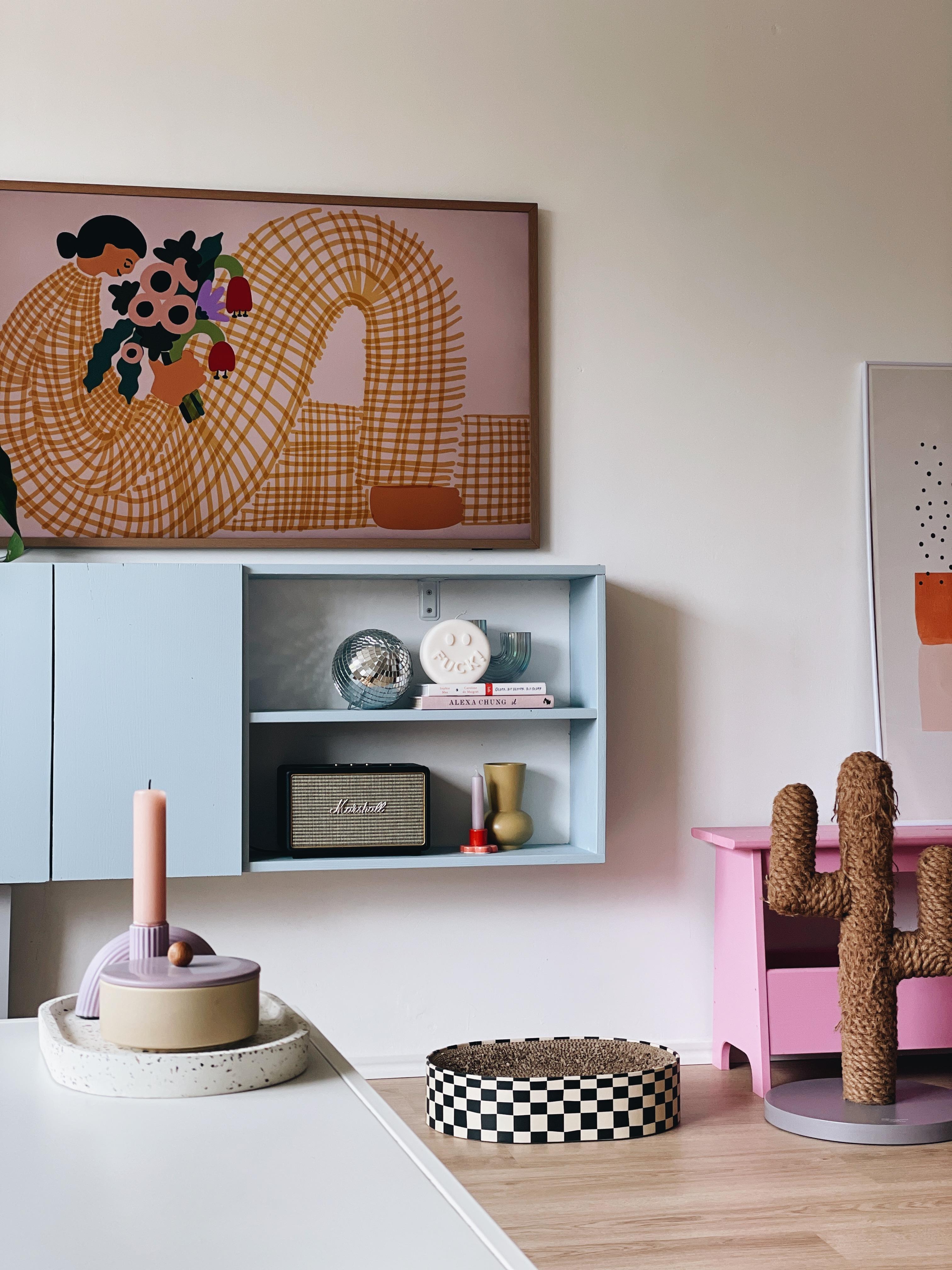 🌈 #wohnzimmer #colours #livingroom #diy #diysideboard #couchliebt #lieblingsraum