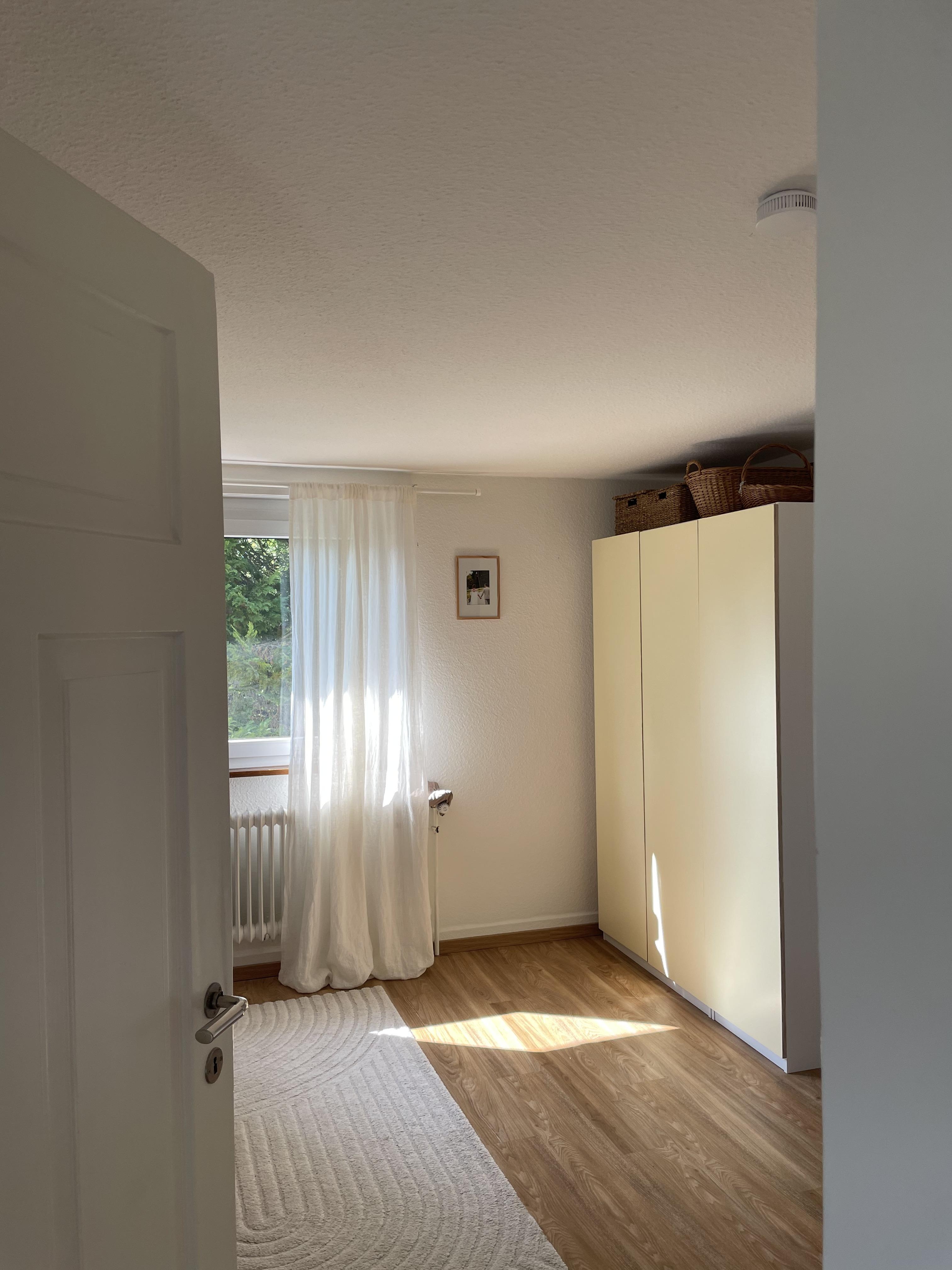 1 #diy -projekt ist bei uns dieser schrank und sonst halt kuchen & gebasteltes ;) 

#livingchallenge #diy