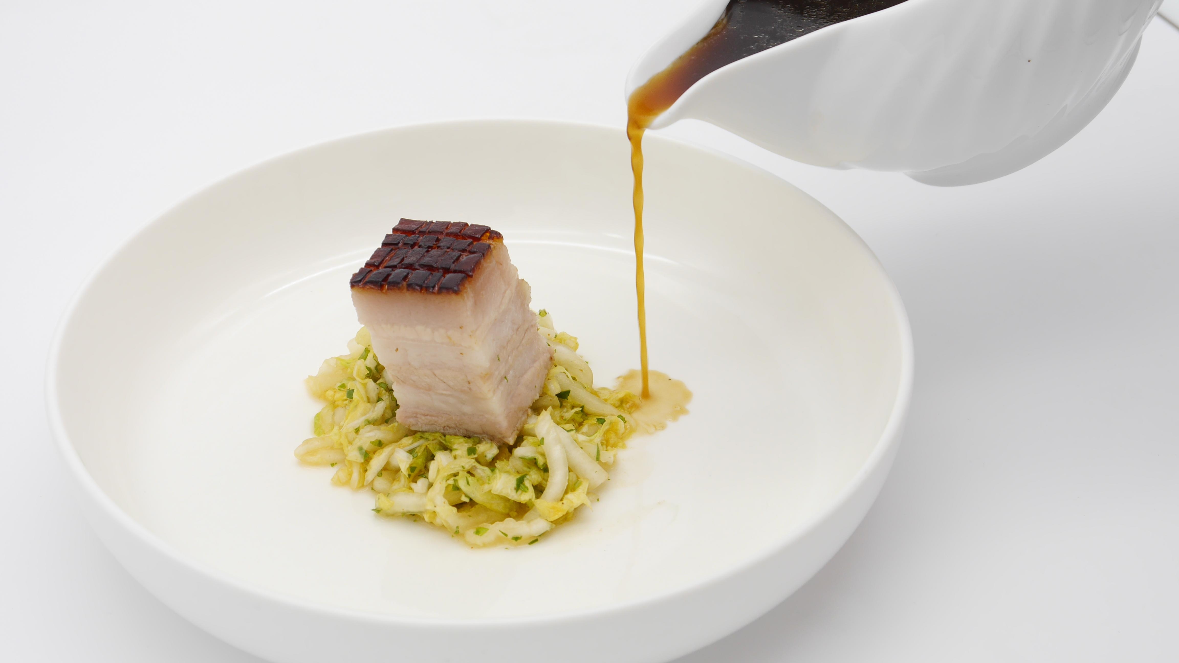 #24h #60°C #allerbester #Sattelschweinebauch #souvide mit #asiatischem #chinakohlsalat und #umamisud
Einfach lecker