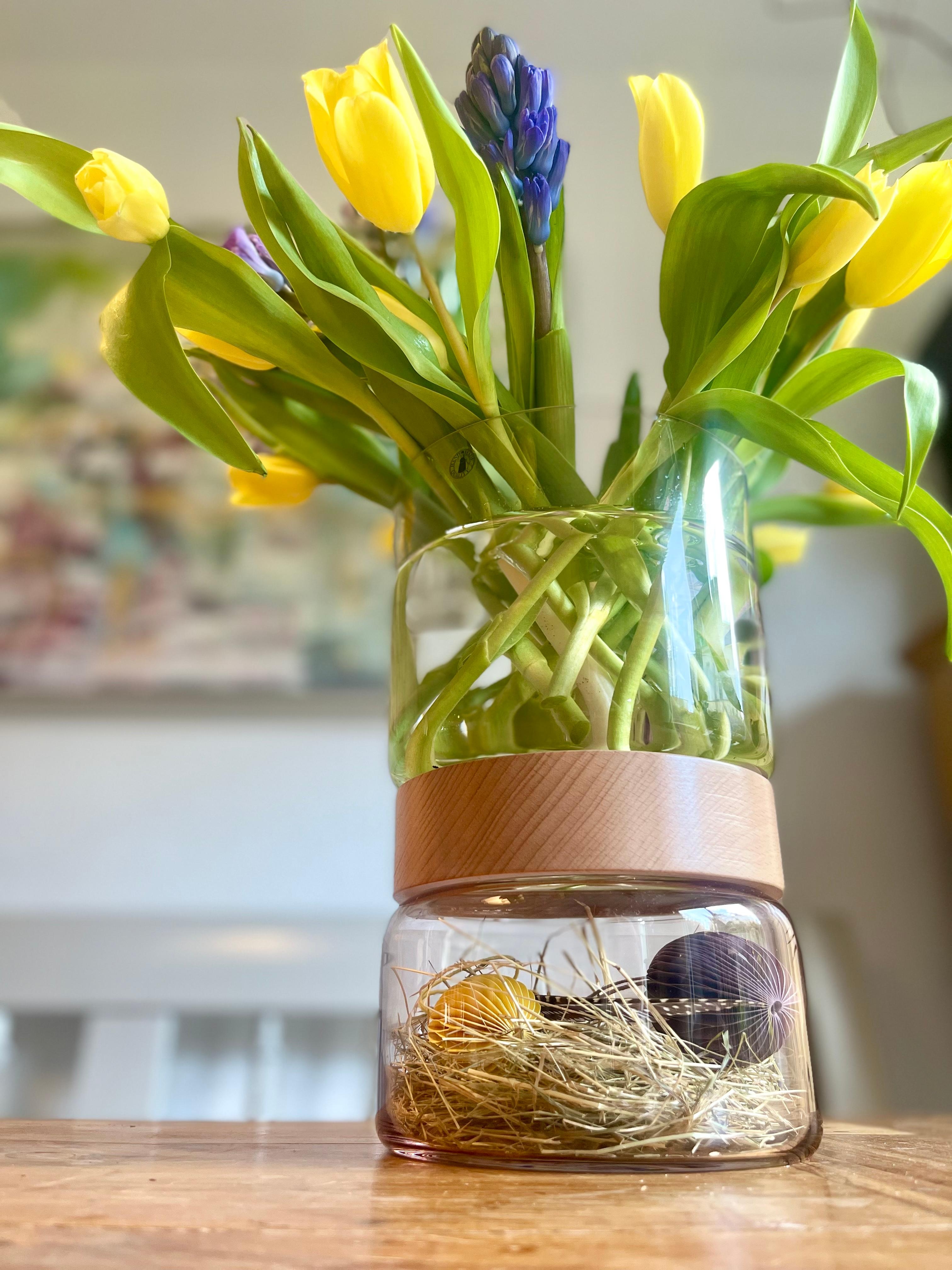 #2Kammervase #dekorieren #vase #lieblingsvase #tulpen #hyanzinthen #ostern #osterdeko #freshflowers