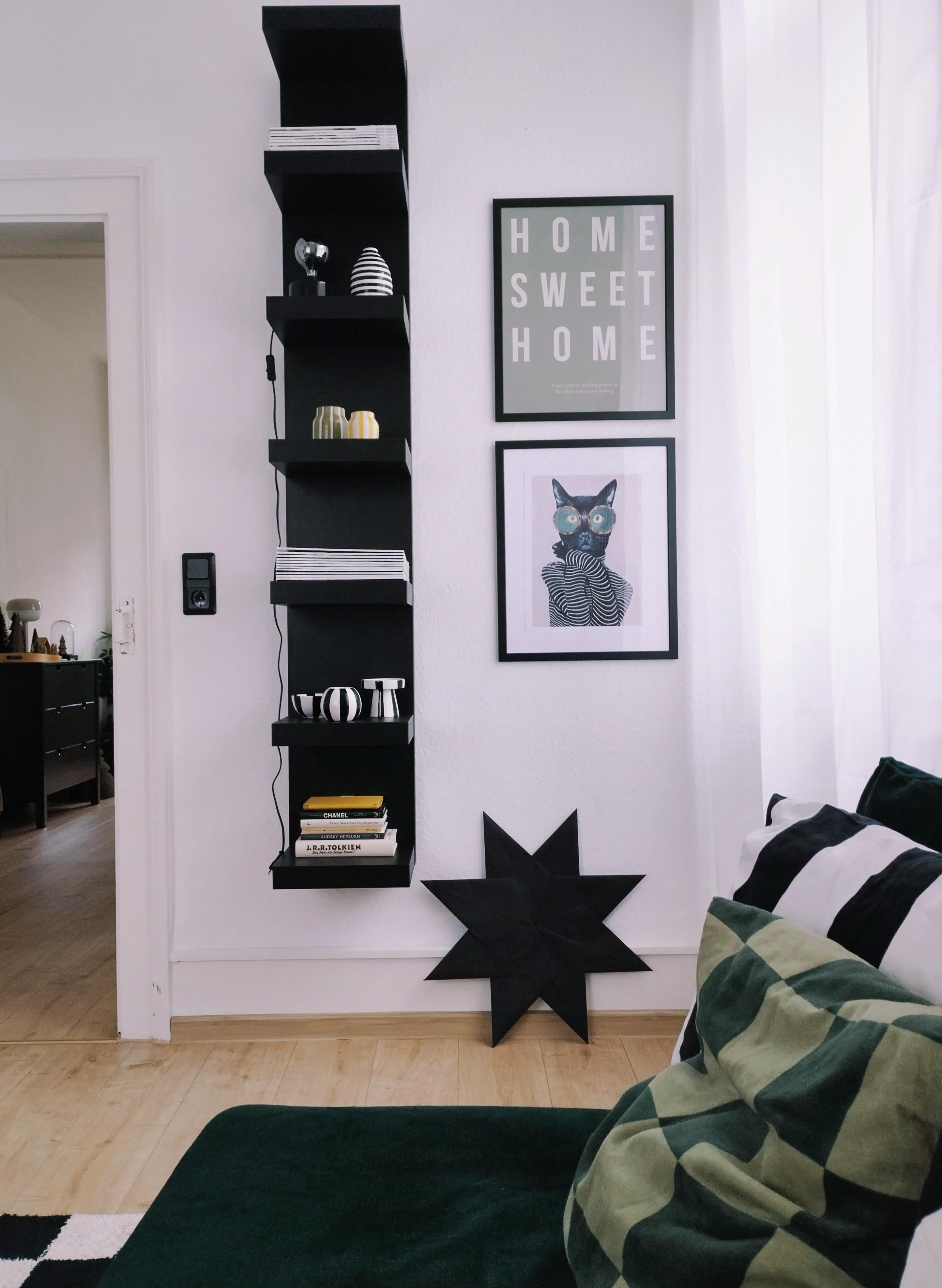 A star is born 
#altbau #wandregal #posterliebe #stern #diy #scandistyle 