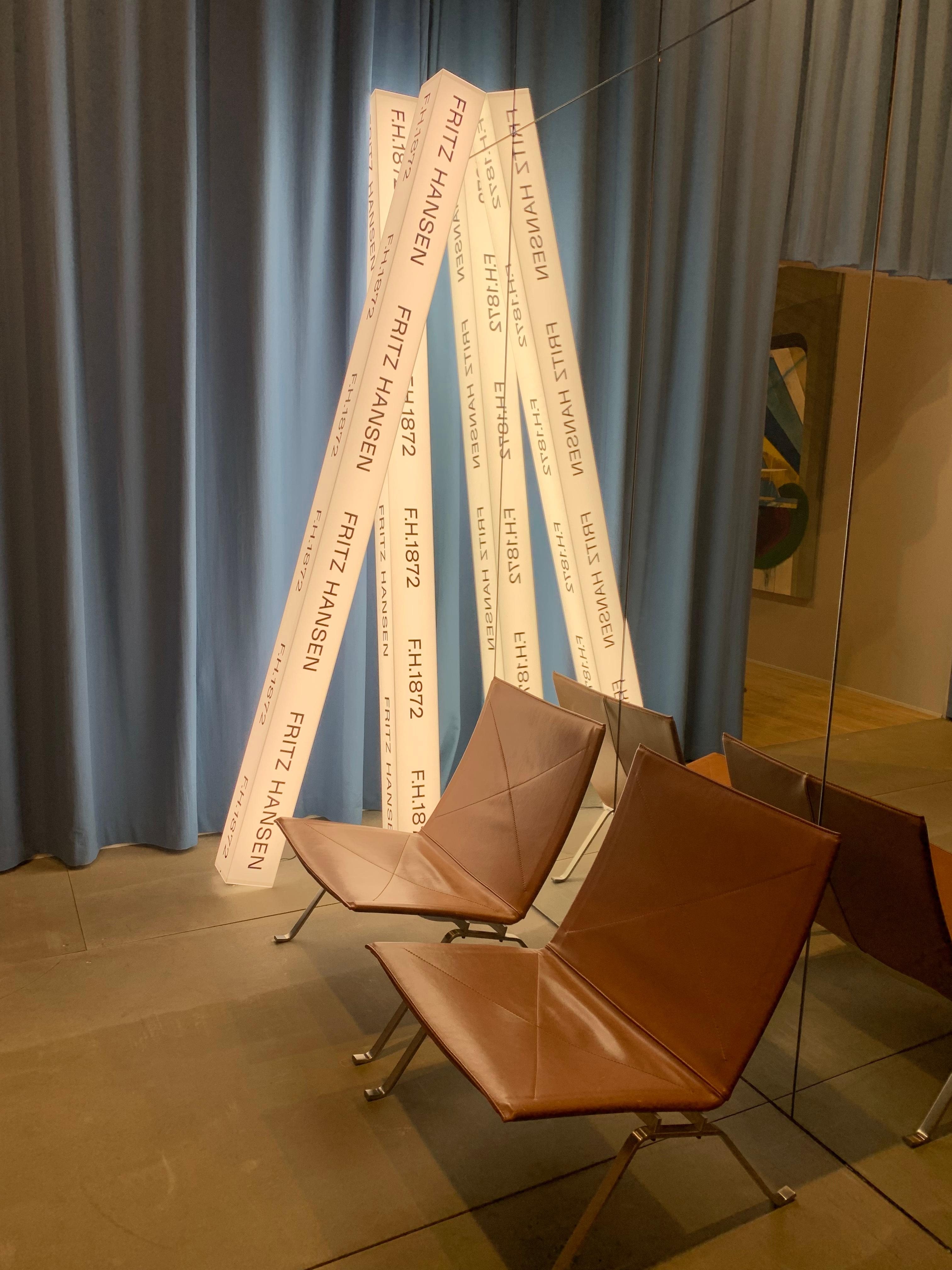 Ach ja, verlockend war der Anblick der bequemen Stühle von #fritzhansen auf der #imm2019! #imm
