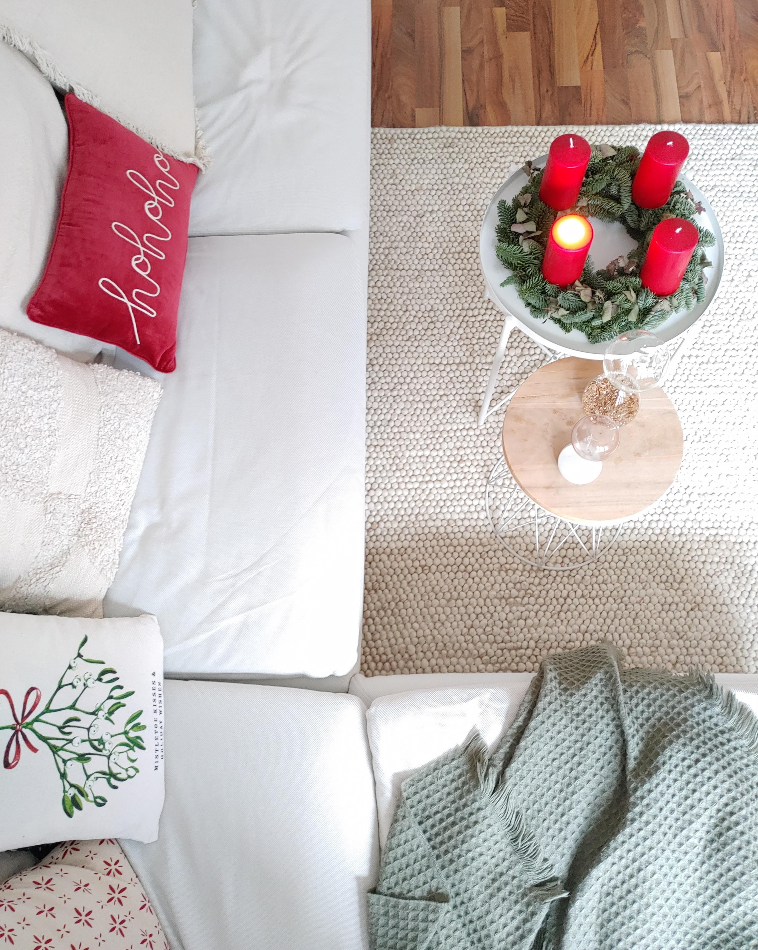 Advent, Advent✨...

#adventskranz #weihnachten #wohnzimmer #skandi #hygge #advent #couchliebt #couchstyle 
