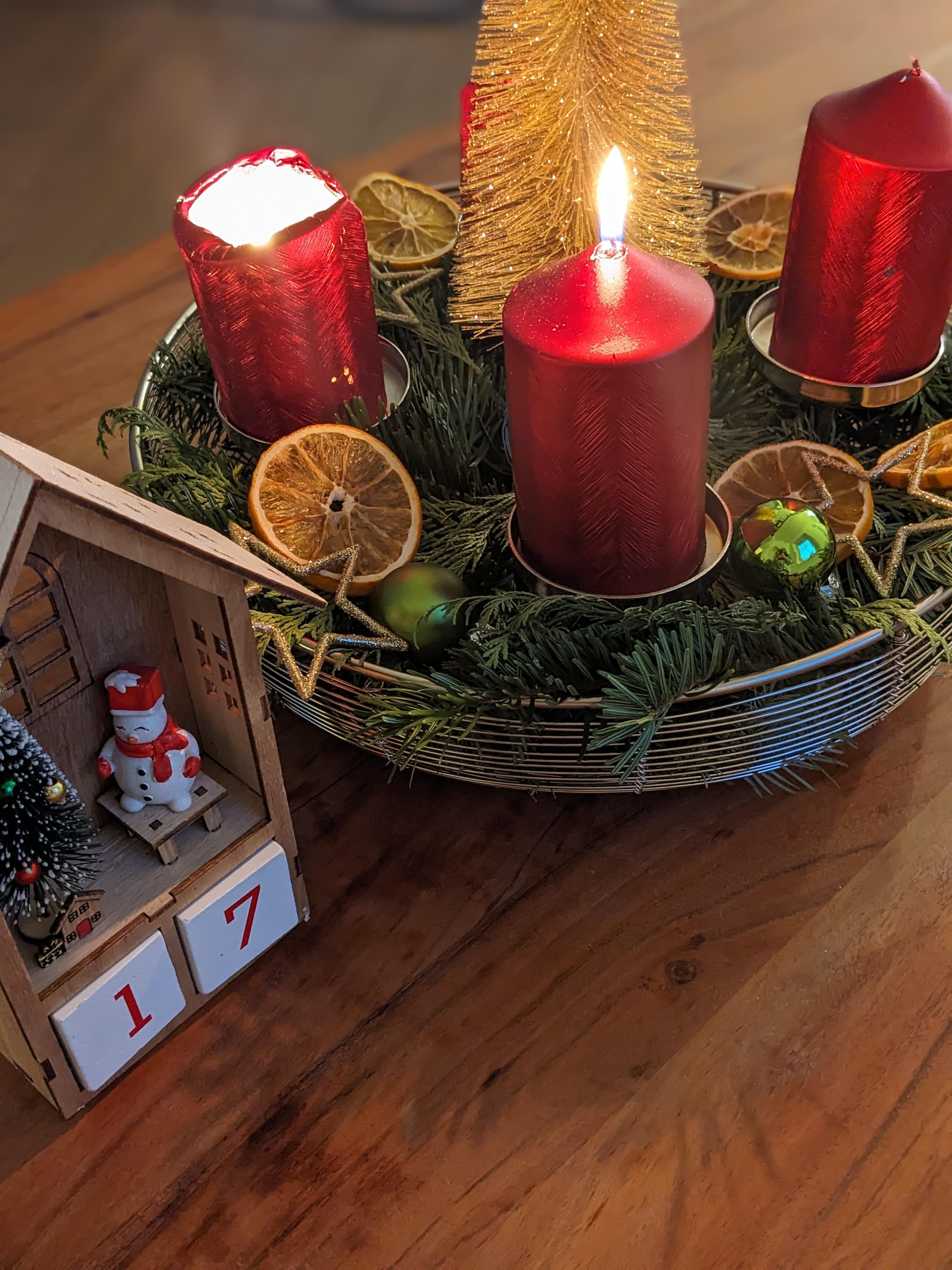🕯️Advent, Advent das dritte Lichtlein brennt.🕯️

Einen schönen 3 Advent!
#kranz #adventskranz #christmas #dekoration