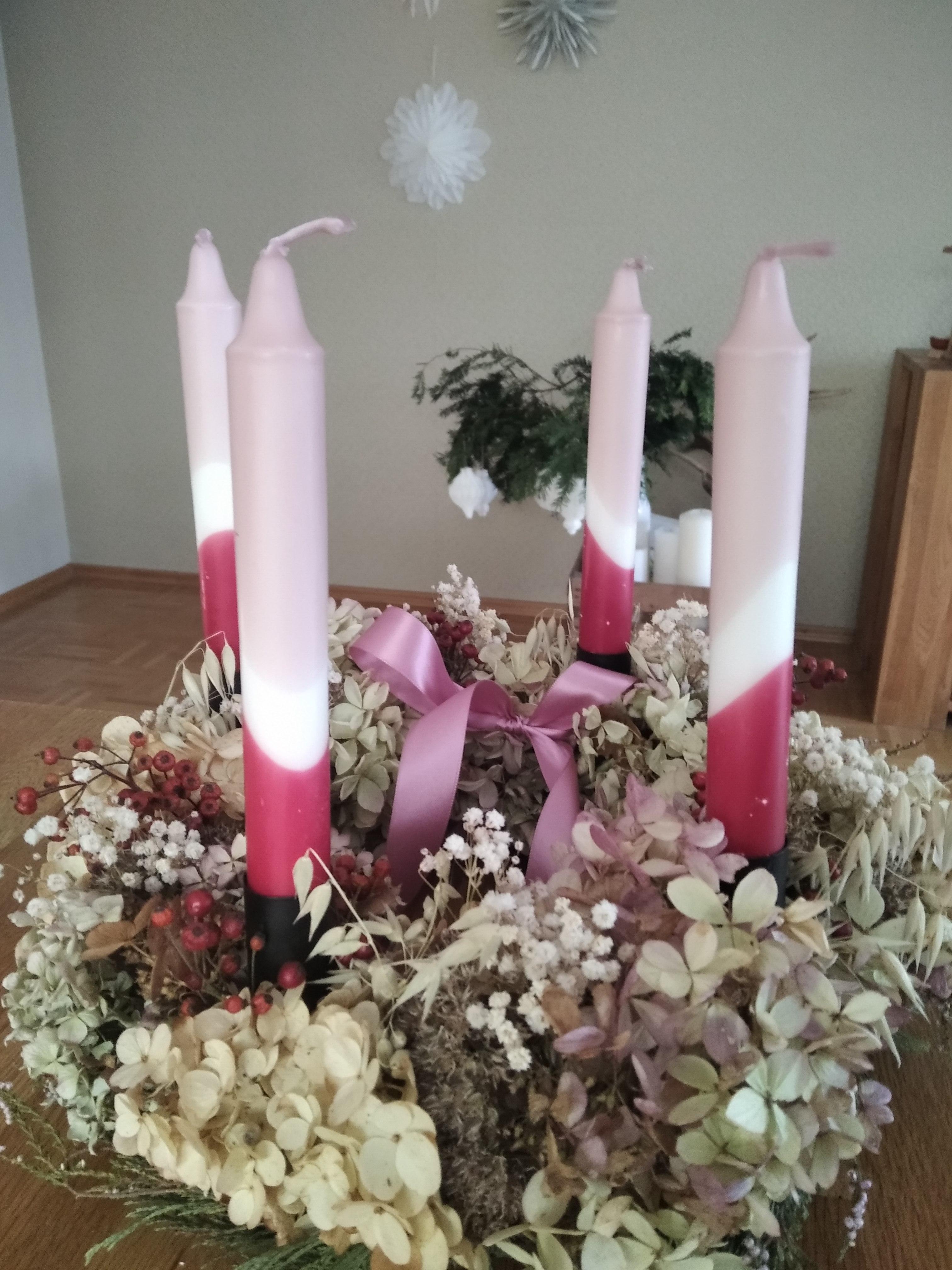 #Adventskranz #bunteweihnacht #DIY #Hortensien 