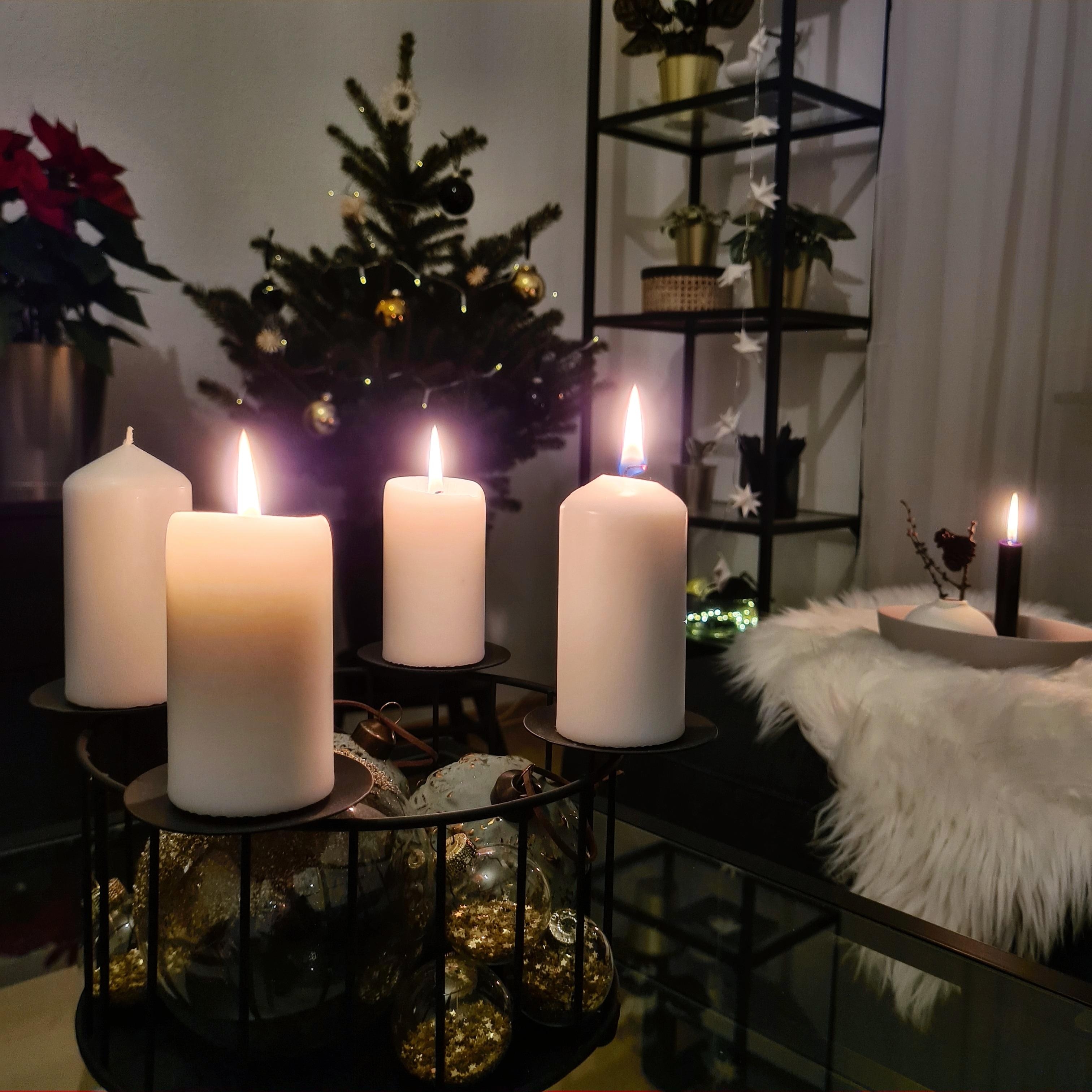 #adventskranz #tannenbaum #weihnachtsdeko #lichter #kerzen #scandistyle