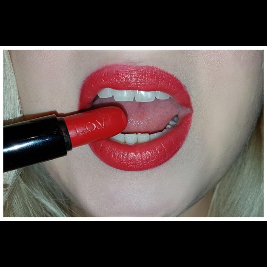 Aktueller Lieblings-Lippenstift.  <3
#lippenstift #beautychallenge