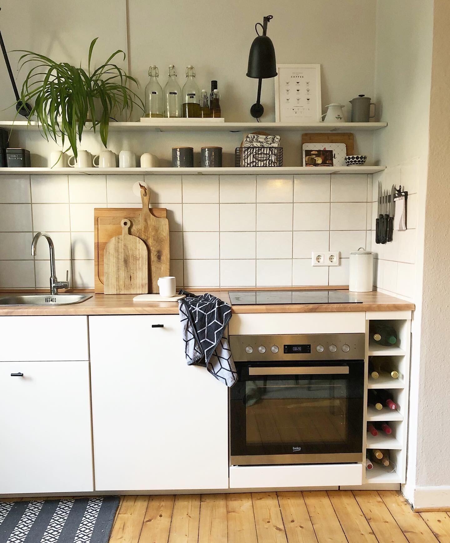 All new in the kitchen #küche #kitchen #kücneliebe #altbau #couchstyle 